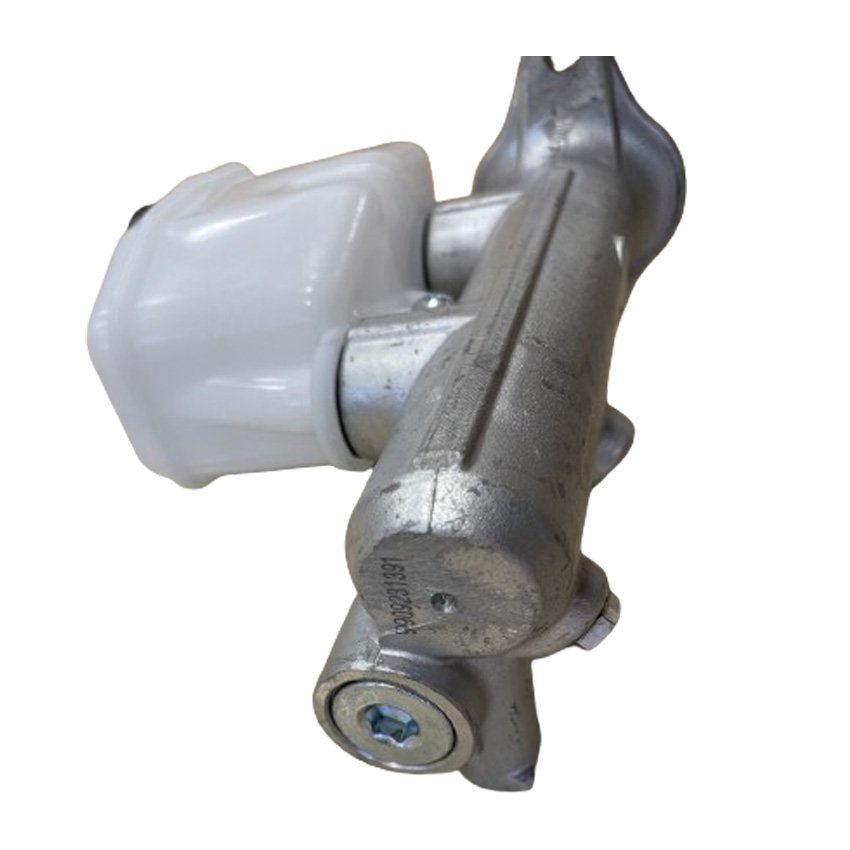 47201-3D360 Brake Master Cylinder for Toyota Land Cruiser Prado