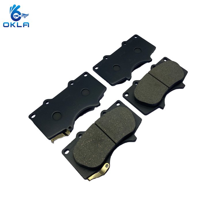 China Quality Guarantee Front Brake Pads Kit 04465-YZZE1 for Toyota FJ Cruiser 2006