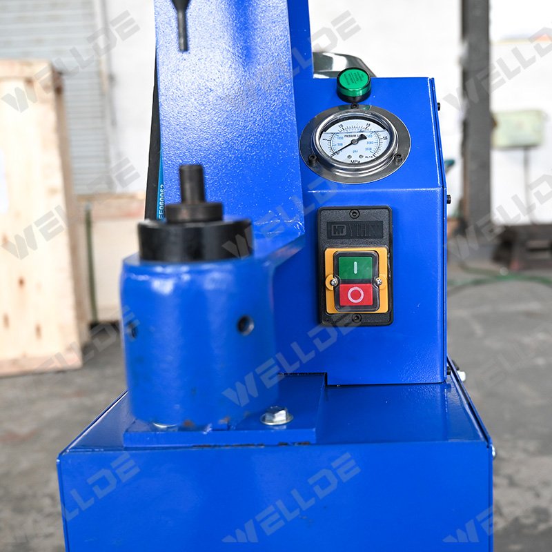 WELLDE Good Price Truck Brake Pad Brake Shoes Riveting Machine Look for Distributors Pneumatic