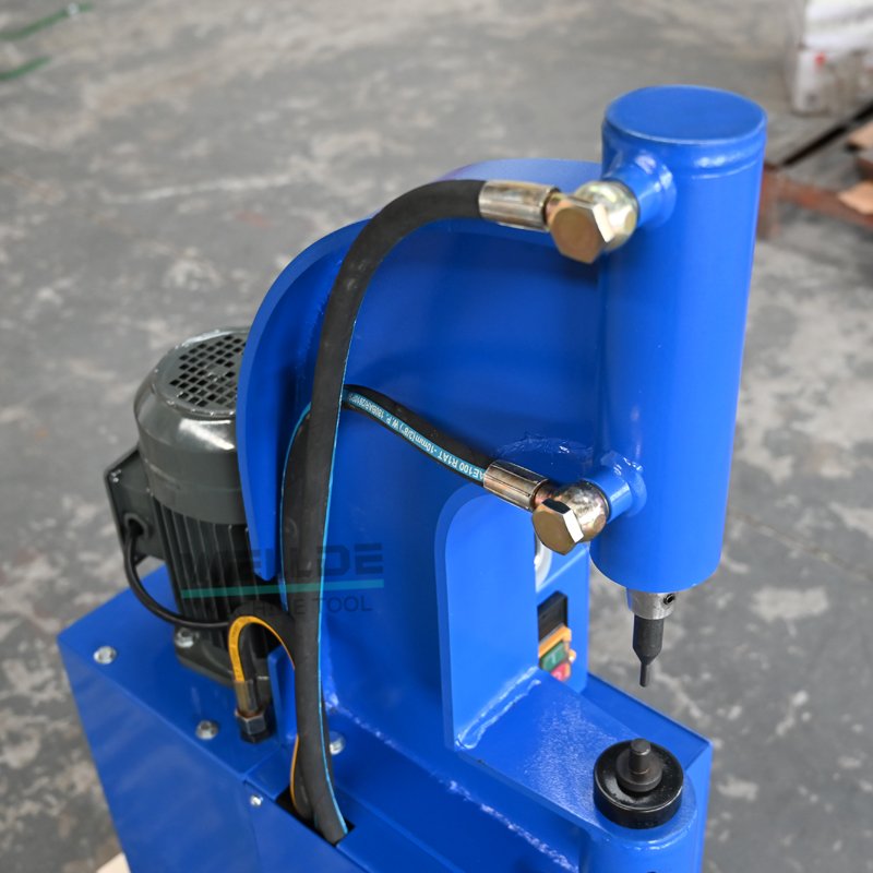 WELLDE Good Price Truck Brake Pad Brake Shoes Riveting Machine Look for Distributors Pneumatic