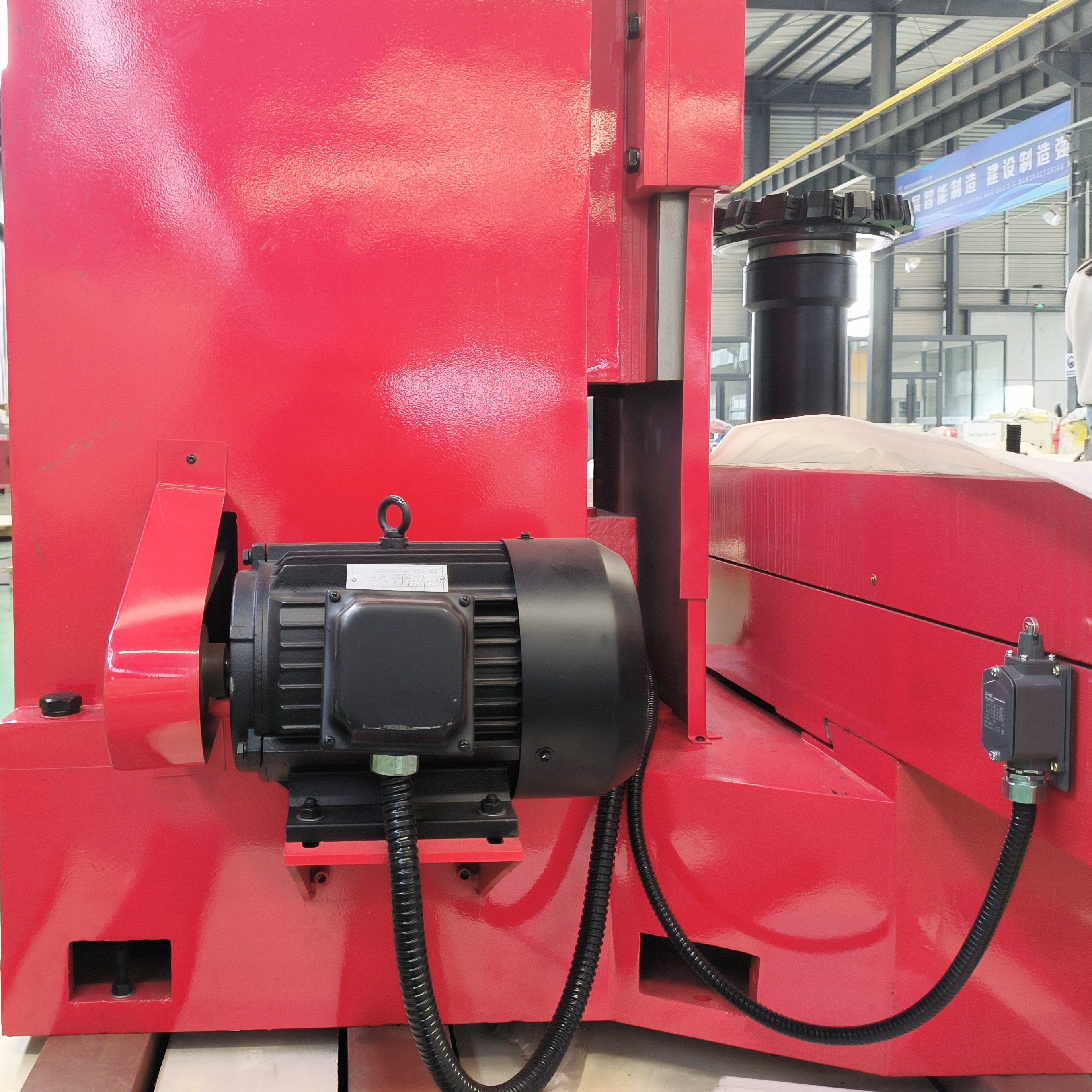 Boring Machine Cylinder Head Pipe Machine Vertical Brake Drum Cutting Lathe Machine T8018C