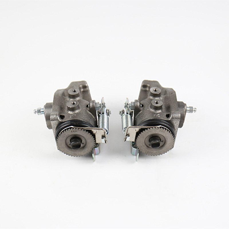 Brake Expander Wheel Cylinder OEM 1-47601657-1 1-47601656-1 for ISUZU Truck Parts