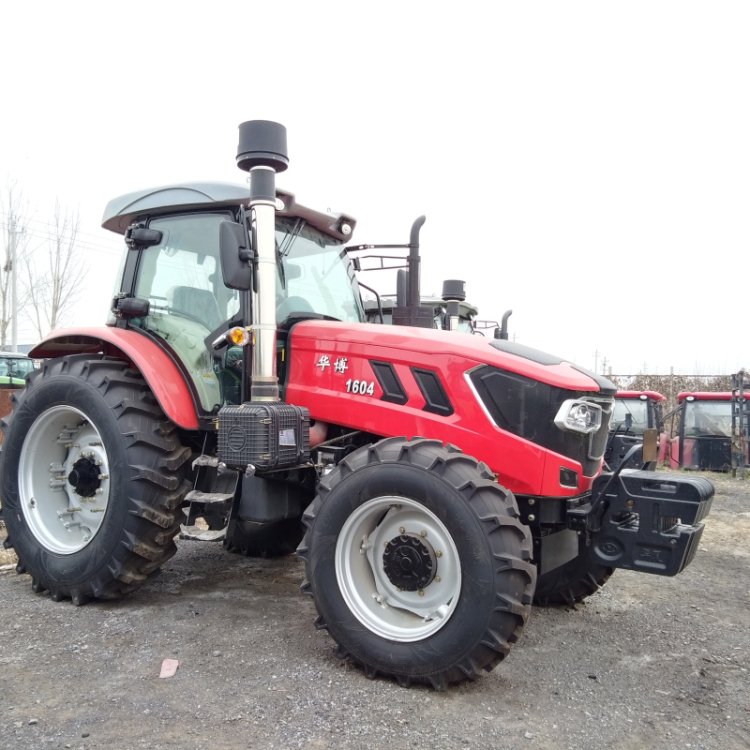 160HP Big Huabo Farm Tractor with Famous Engine with Trailer