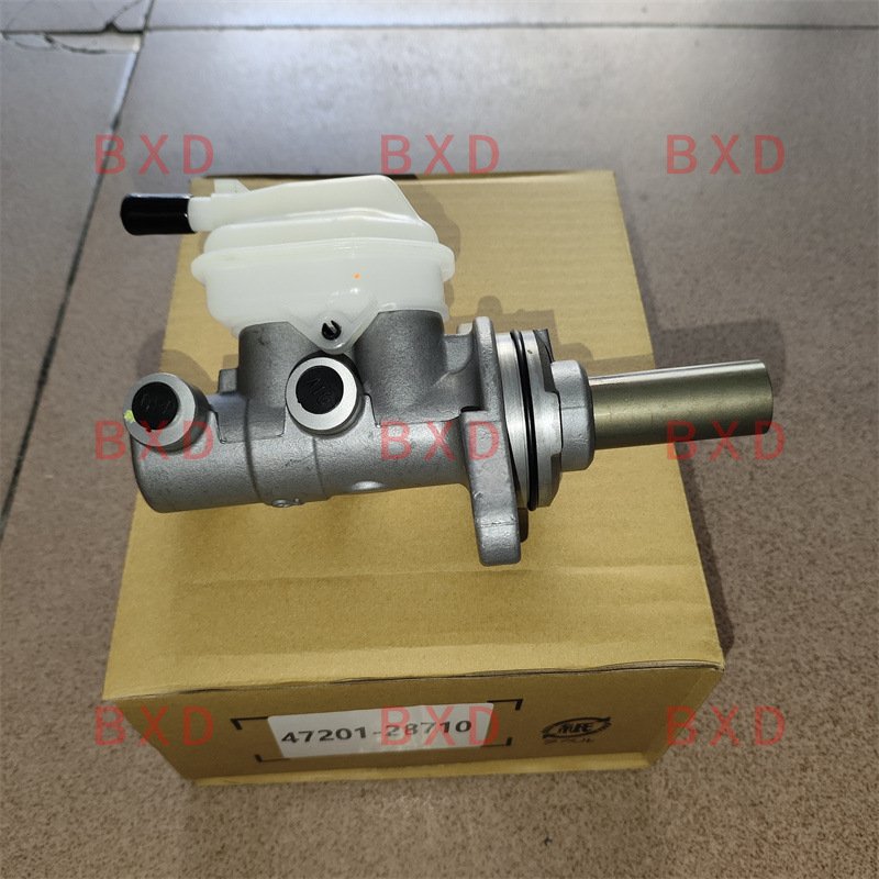 New Brake Master Cylinder for TOYOTA NOAH/VOXY 2007-2013 Models ZRR70 ZRR75 47201-28710