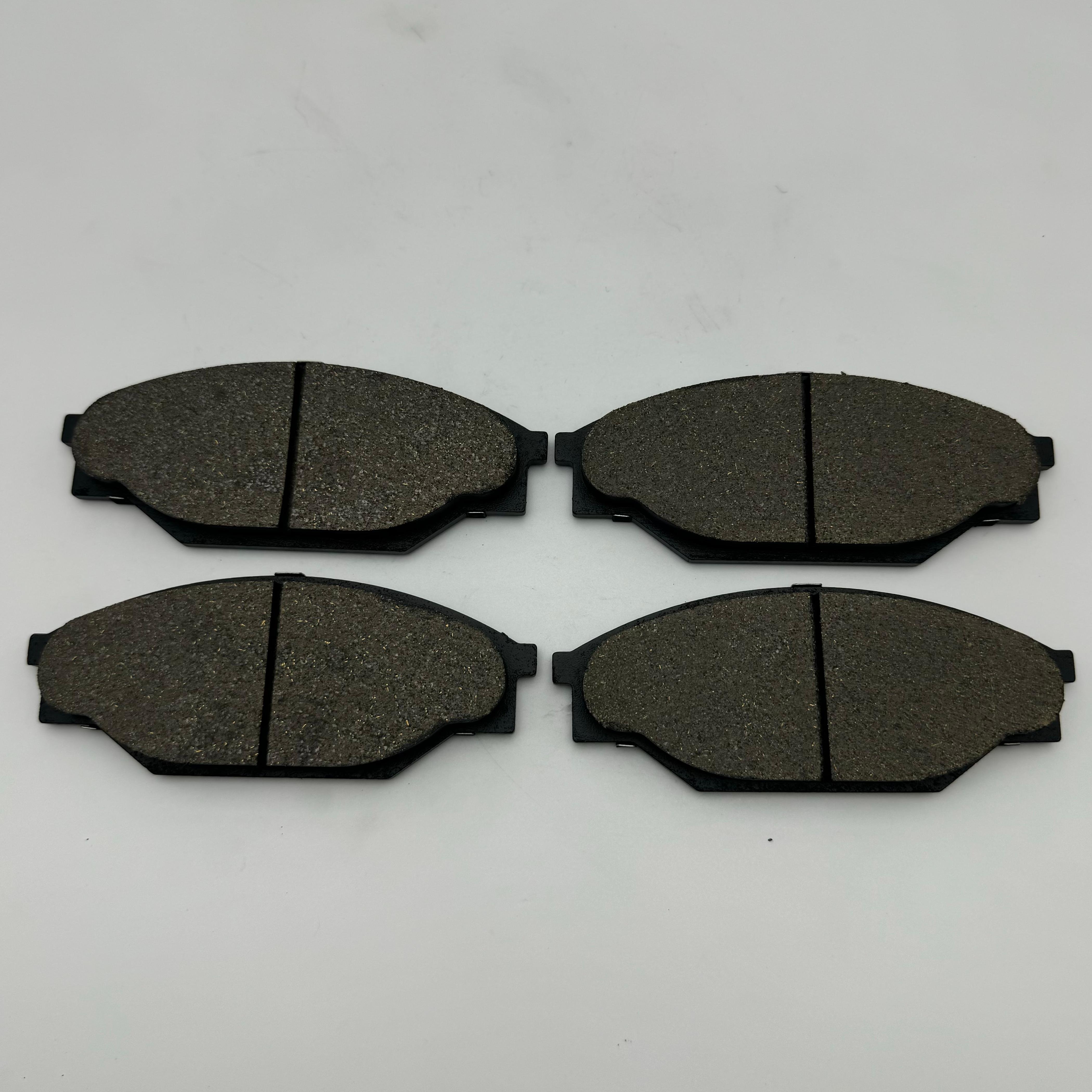 Wholesale All Japanese Series Auto Disc Brake Pad Fit for Toyota Hilux Haice Quick DeliveryD303ceramic Brake Pads Original Oem