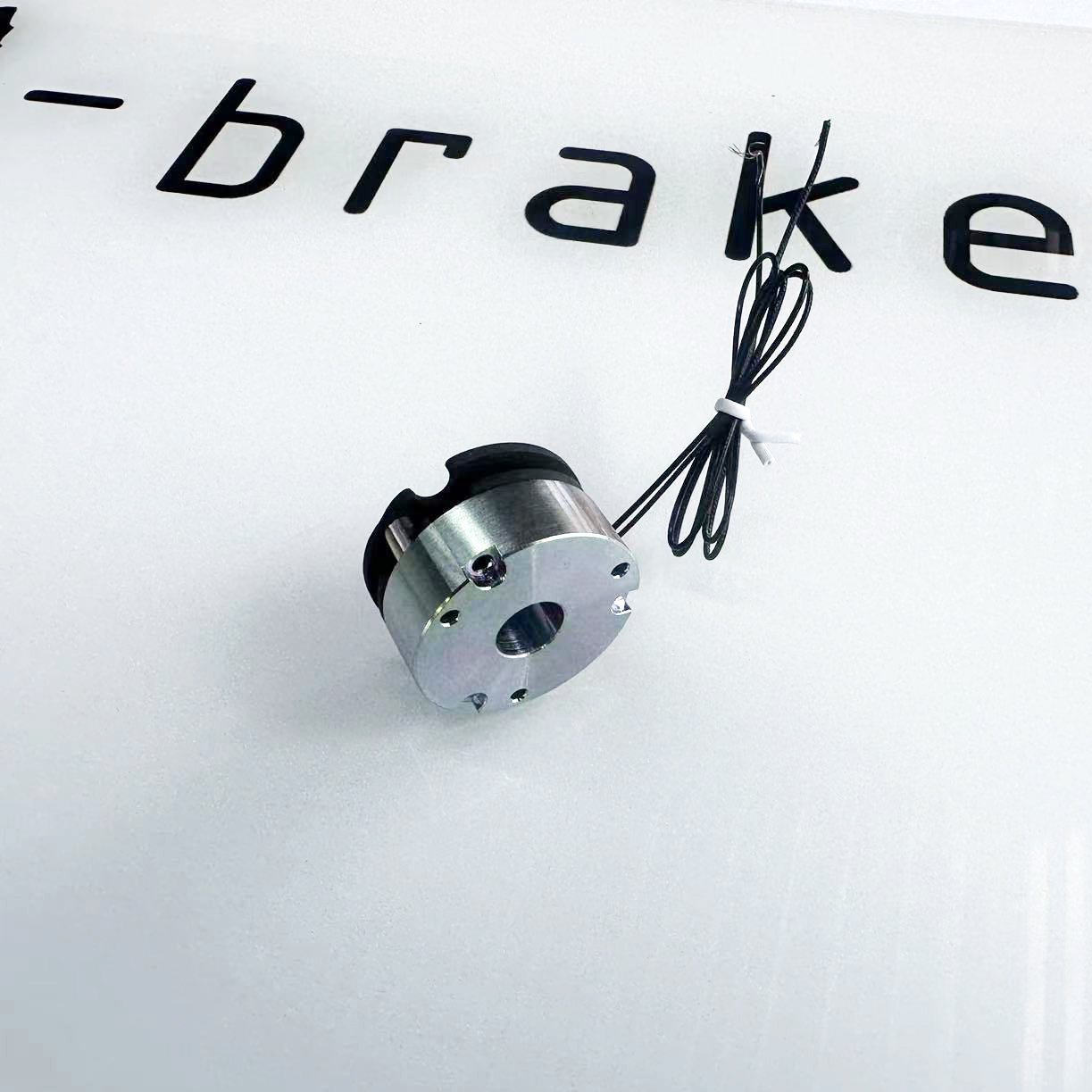 Factory Sale Various Cable Auto Parts Power-Off Brake Clutch Made in China