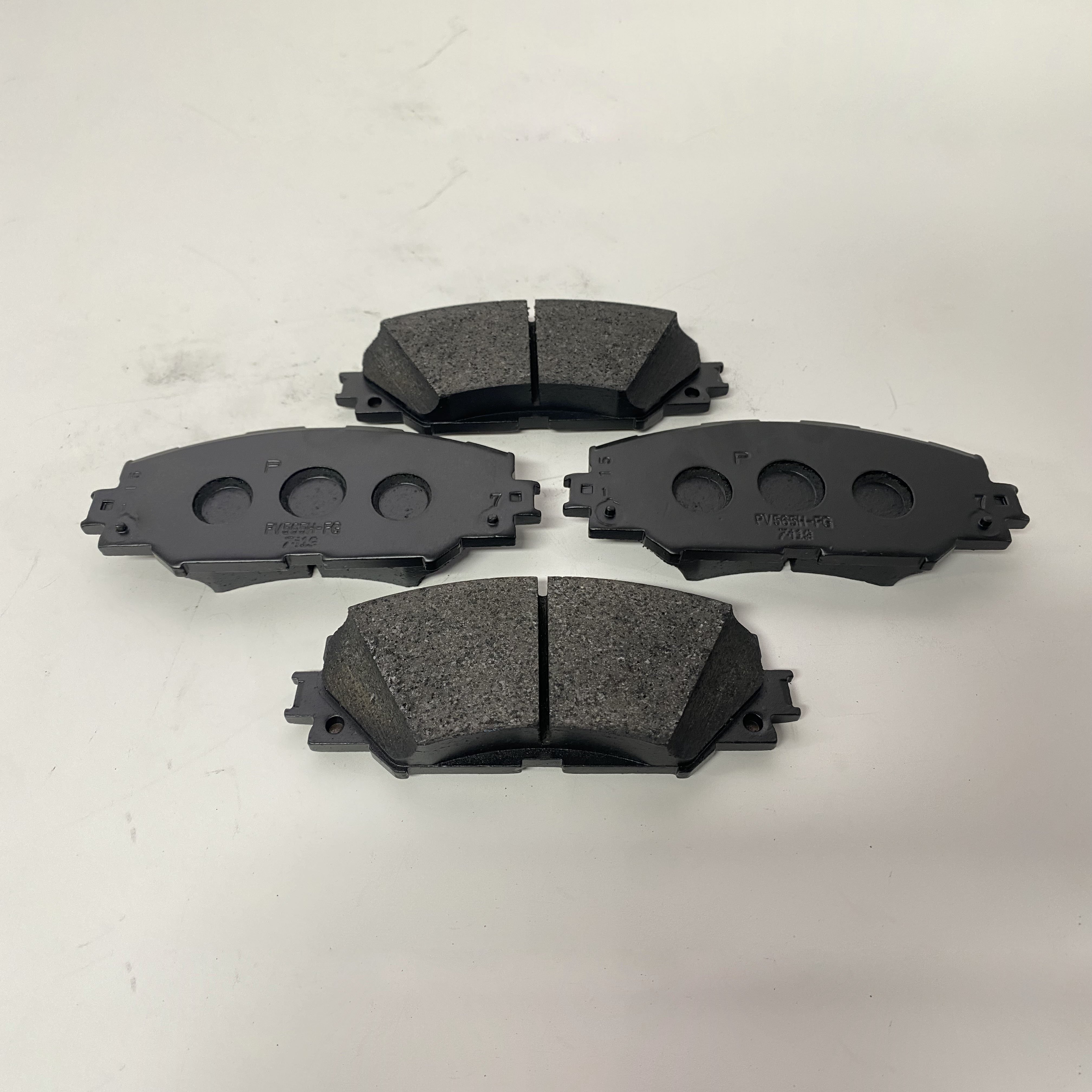 D1210 04465-42160 Front Disc Brake Pads for Toyota Prius LEXUS GS 0446542160