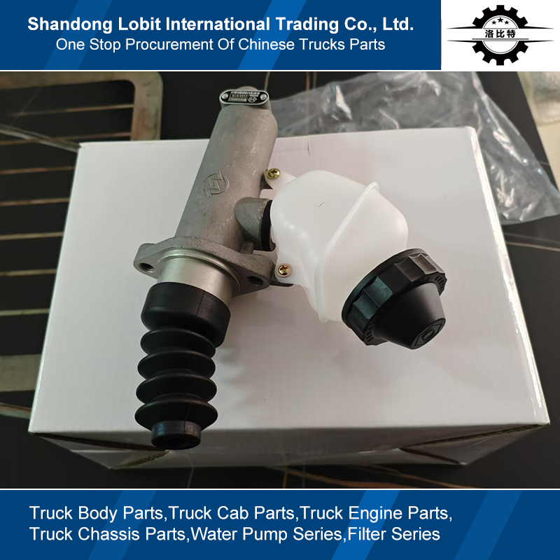 Sinotruk HOWO T7H Semi Trailer Tractor Truck Brake Combination Pedal Clutch Control Part Clutch Master Cylinders WG9925230540