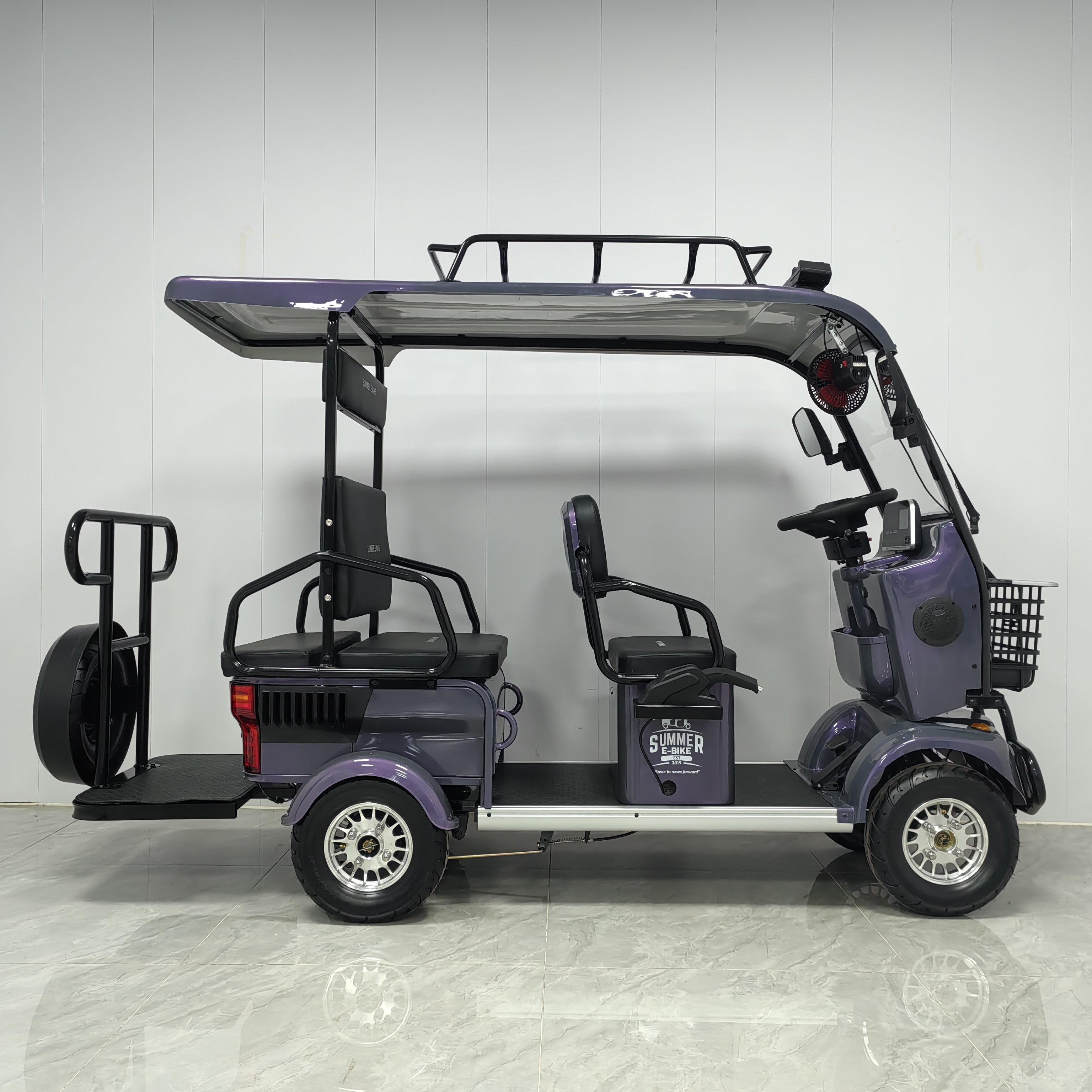 Manufacturer Supply 48V 20Ah Electric Golf Cart 4x4 6 Seater Electric Power Assisted Quad Wheel Carrying People with Goods
