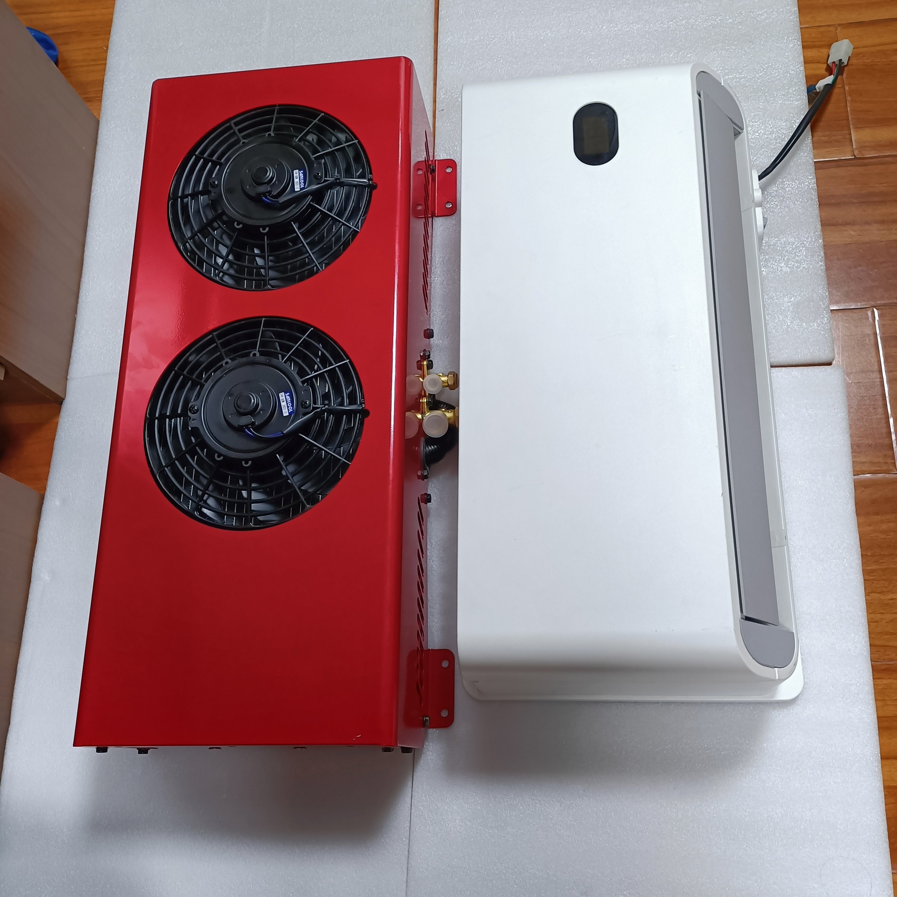 Dual Fan Vertical 12V, 24V Truck RV diesel Parking air Conditioning