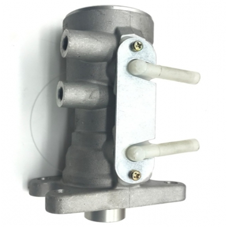 Hot Sale BOMBA De Freno New Condition Genuine Auto Brake Master Cylinder for ISUZU 1-1/8 Nkr58 Nkr66 Nkr69 OEM 8972243750