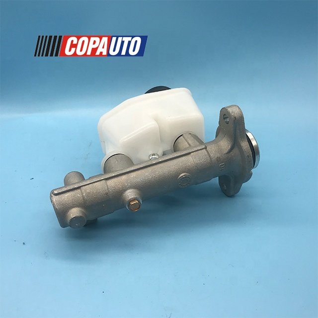 OEM 47201-3D040 47201-3D010 47201-3D020 47201-35620 in Stock Brake Master Cylinder for Toyota 4 Runner Hilux