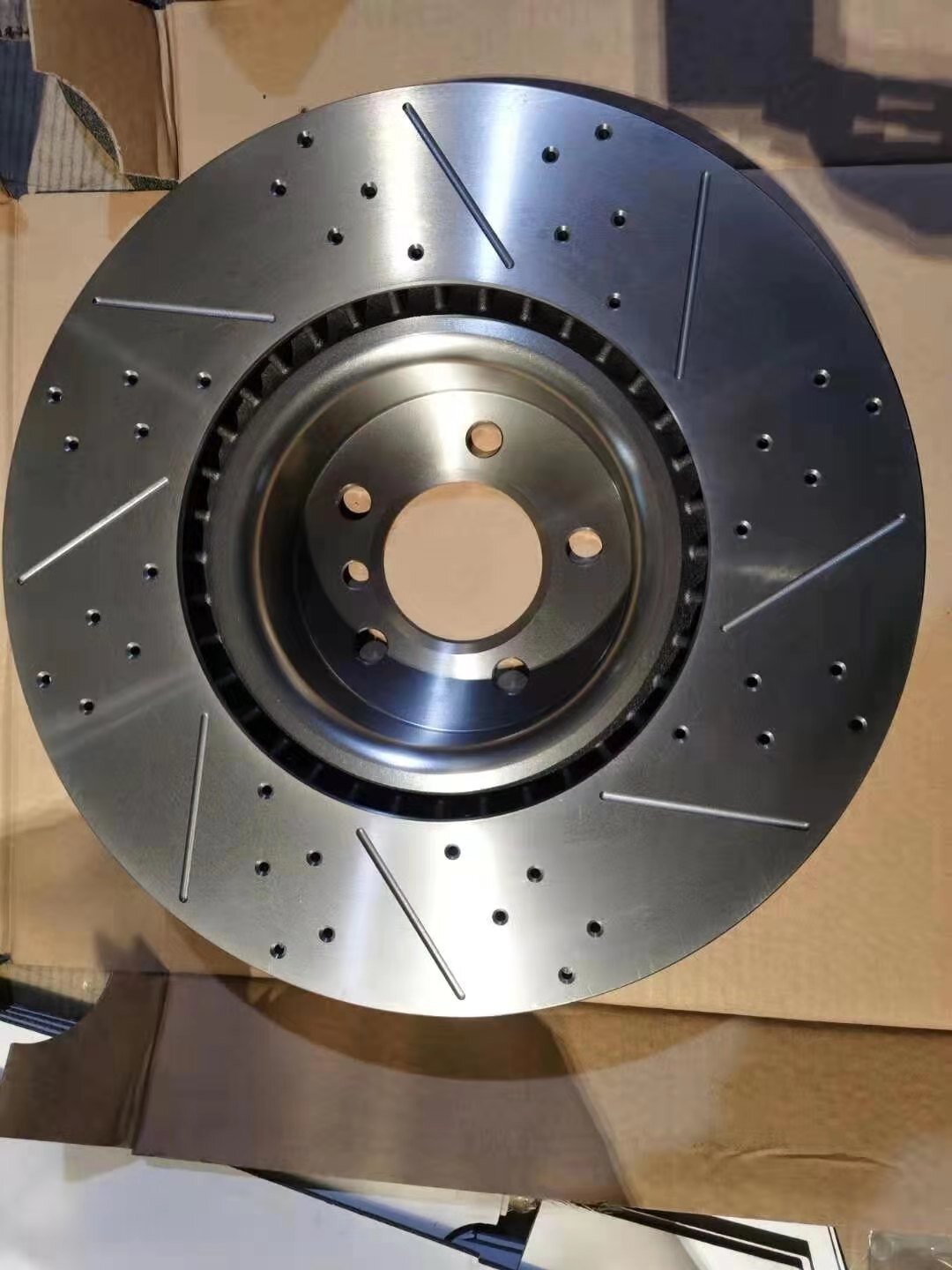 Wholesale Rotor Brake Disc Car Drilled Slotted Front Disc Brake Rotor New for Toyota Brake Pad Disc Rotor Rear FAW Model