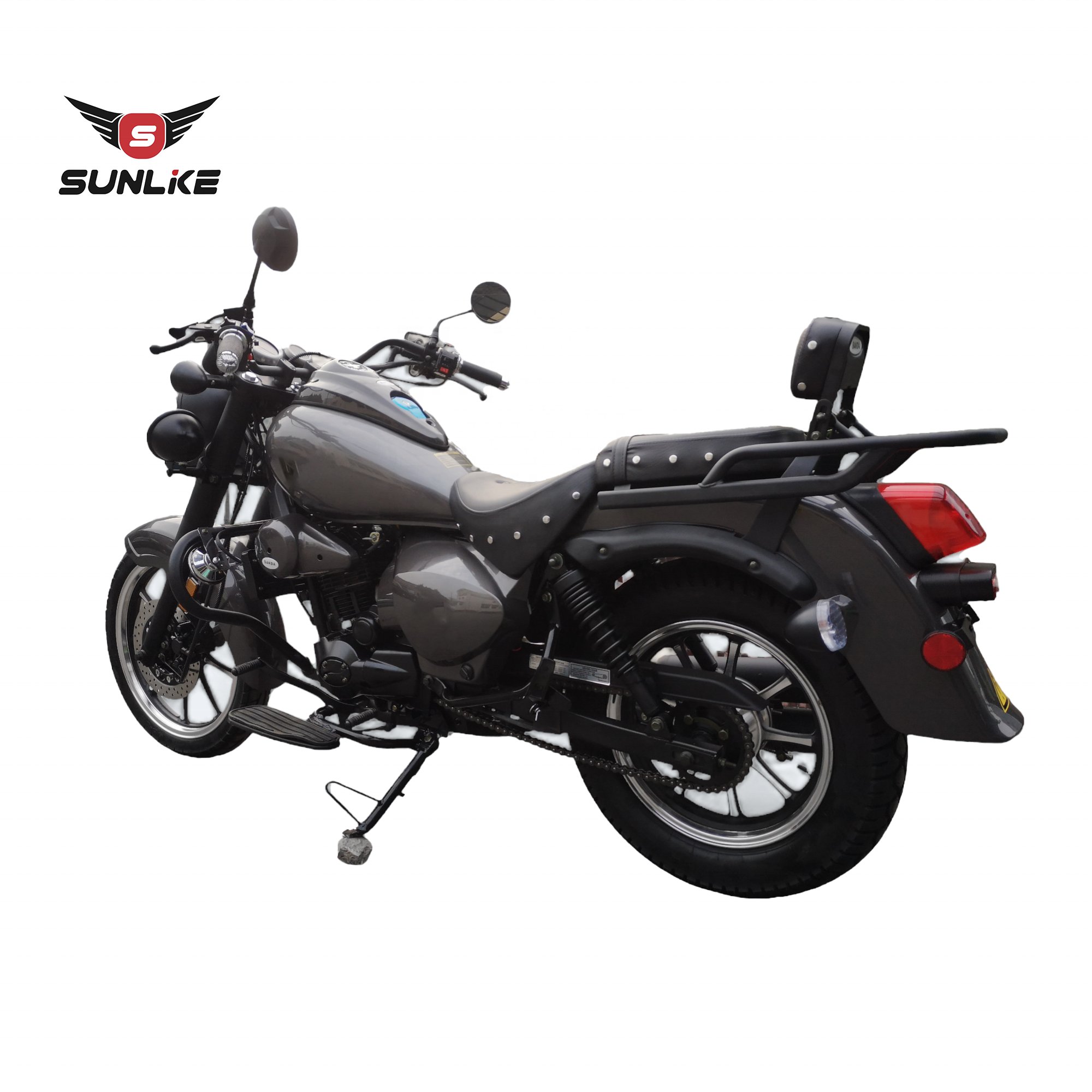 Hot Selling New Cruise Motorcycle with 250cc Zongshen Oil Cooling Engine