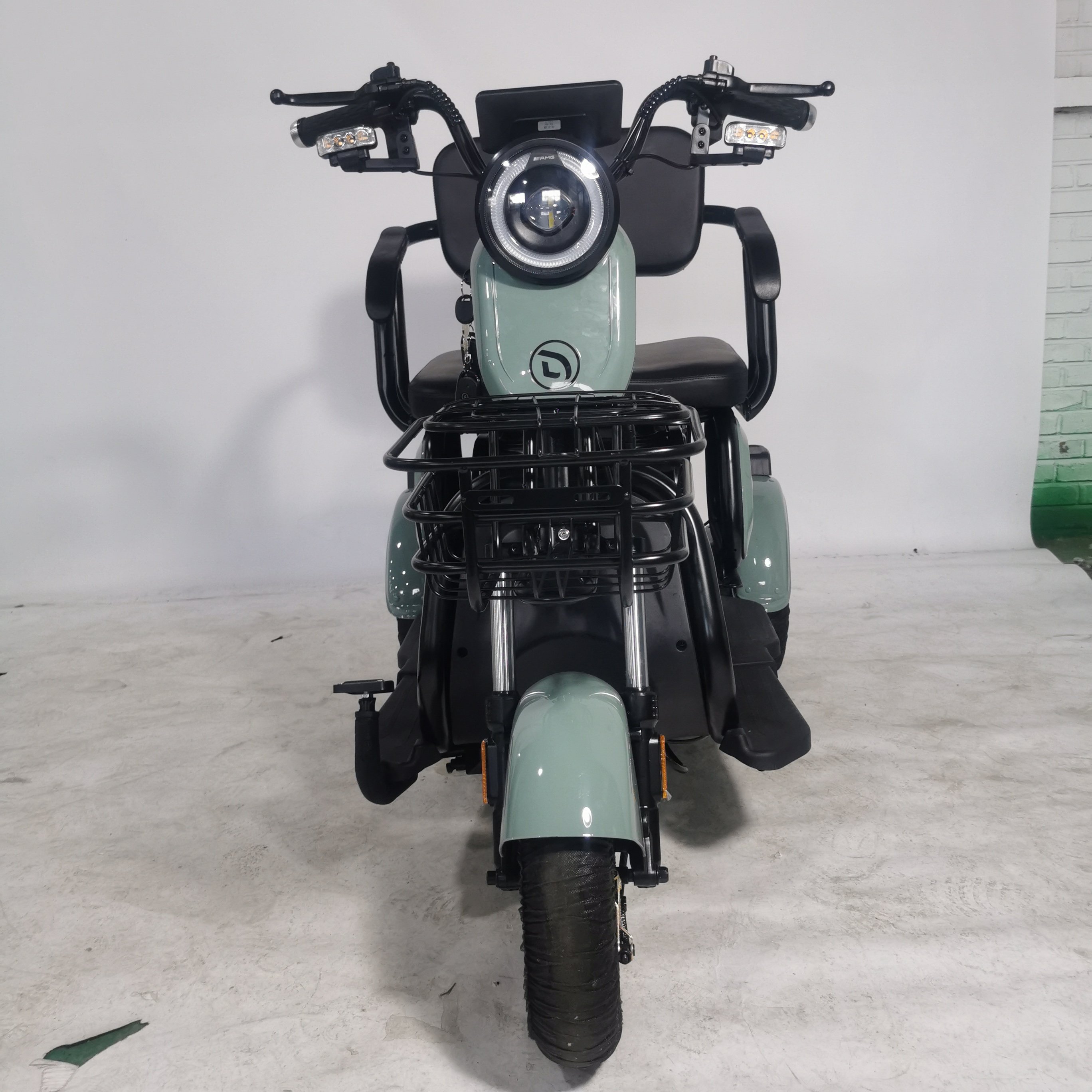 2025 Best Seller Electric Tricycles 3 Wheel Electric Scooter for Adults High Quality Factory Directly Sell