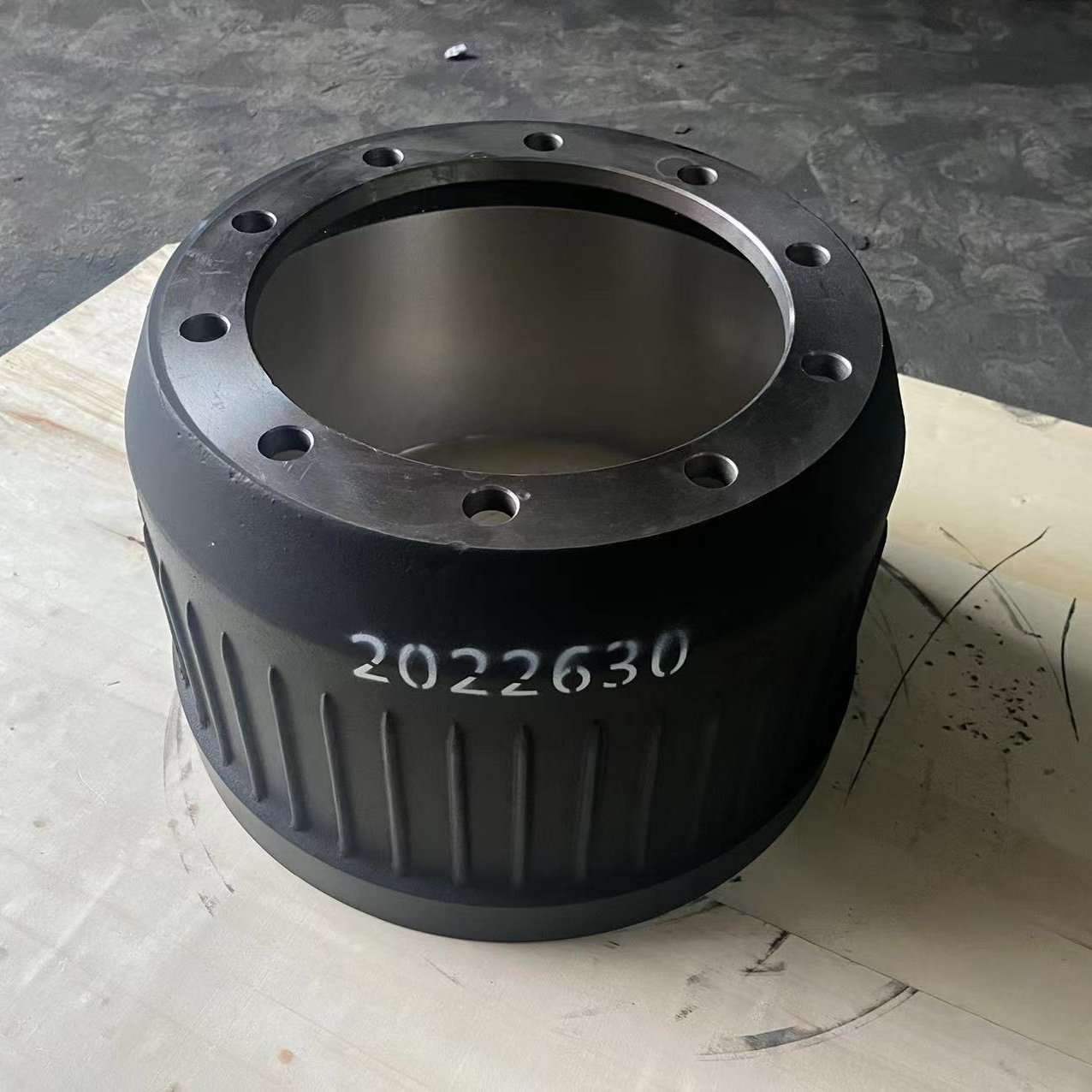 Axle Brake Drum 0310677630 With Good Quality for BPW Truck Trailer Brake Drum