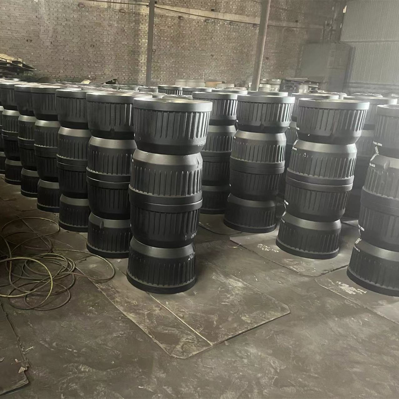 Axle Brake Drum 0310677630 With Good Quality for BPW Truck Trailer Brake Drum