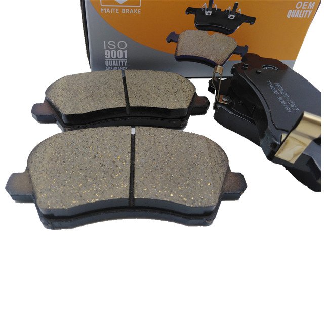 Car Break Pad Ceramic Brake Pad 58101-3XA00 D1543 D1595 D1667 D1828 D1971 for Hyundai Elantra Veloster