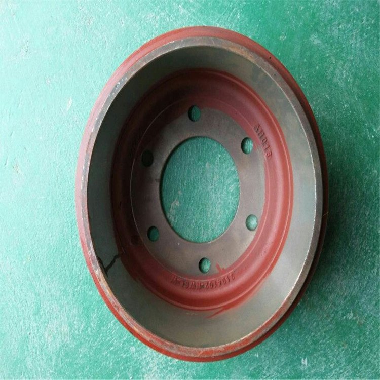High Quality Chinese Original Jac 1040 Truck Spare Parts 3103015b1 E4AA Front Brake Drum