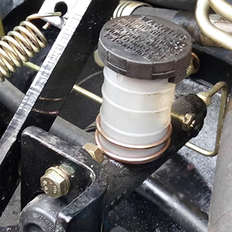Forklift Parts Manual Transmission Master Brake Cylinder for 2-3 Tons Forklift