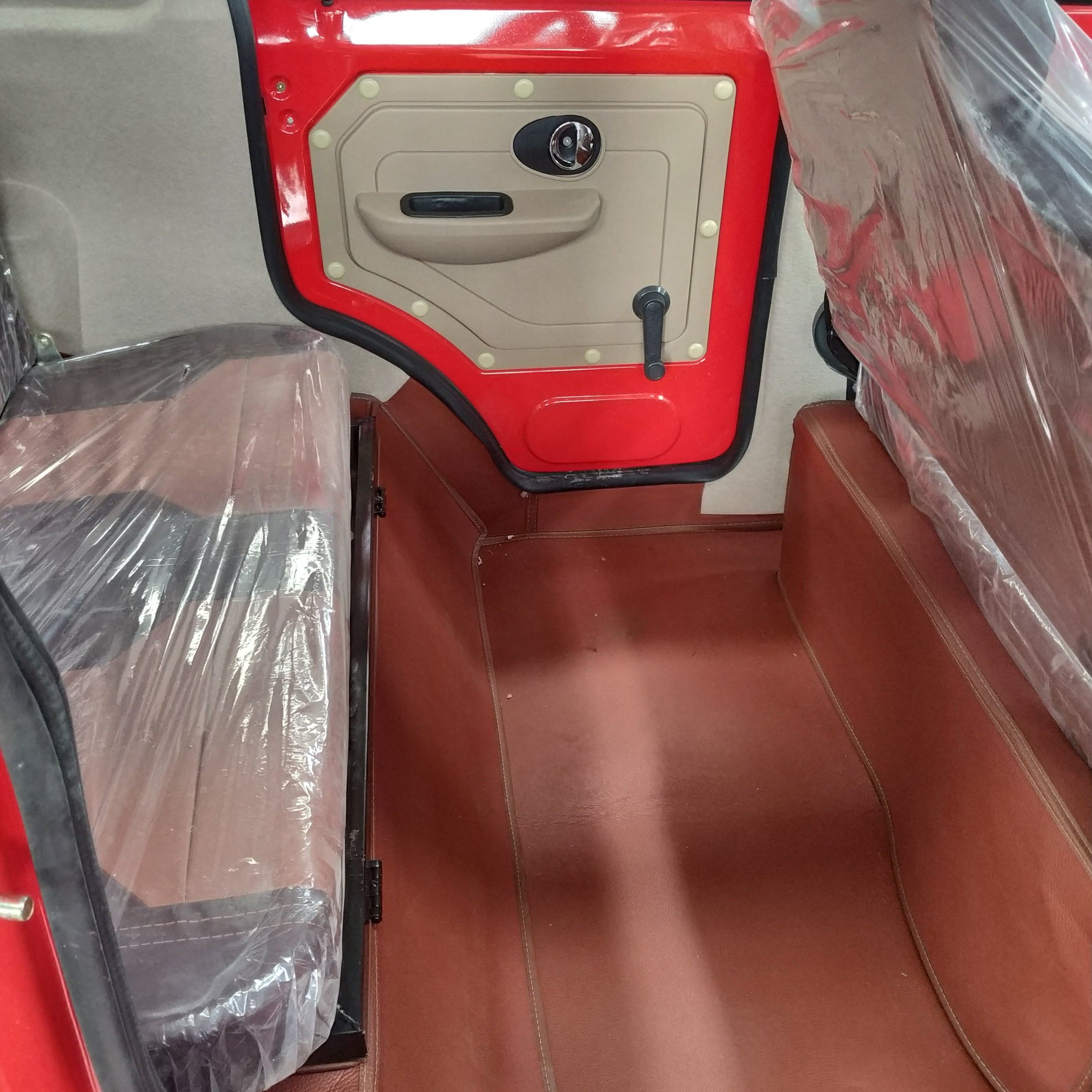 Yaolon Xiaofeilong Bajaj Tricycle Nigeria Three Wheeled Passengers Tricycle Gasoline Mototaxi