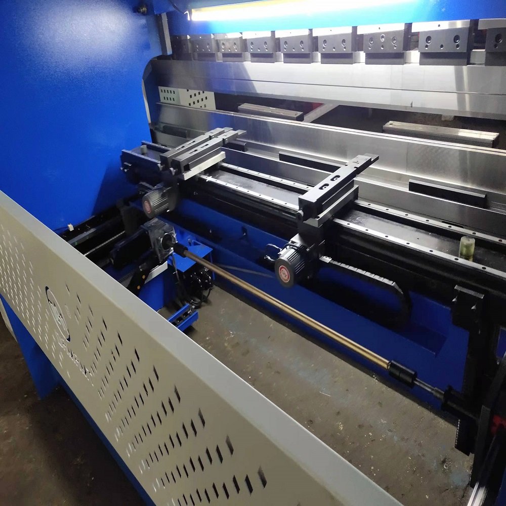 63T 2500 CT8 System Cnc Hydraulic Cylinder Stainless Steel Pipe Cardboard Bending Machine