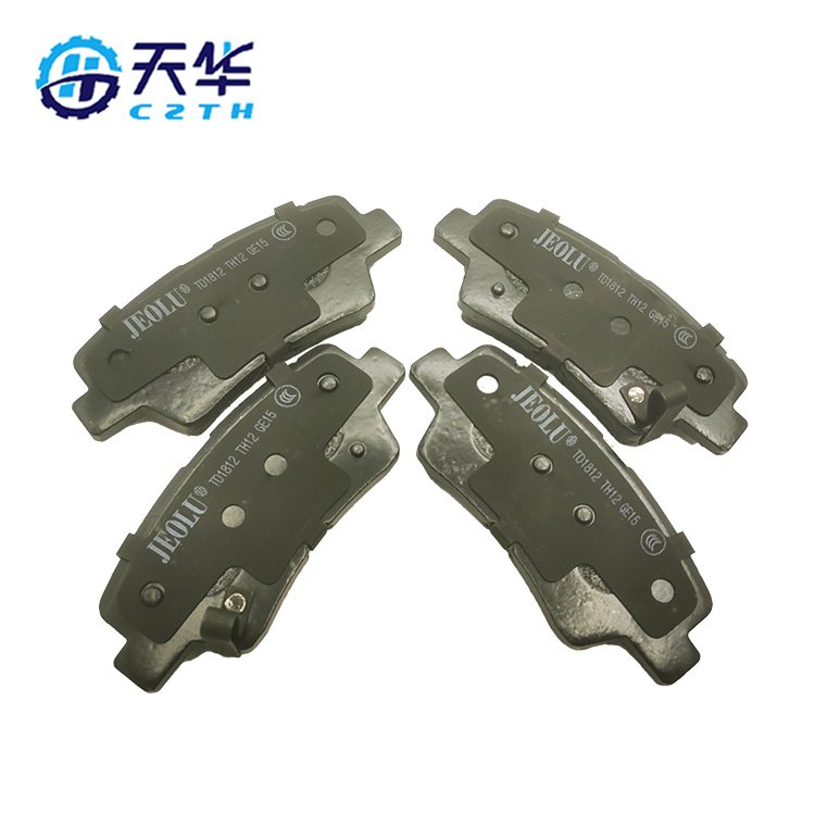 Auto Parts Brake Pad 58302a4b00 D1812 Suitable for Kia