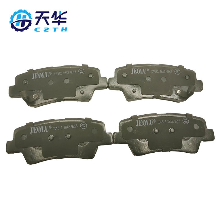 Auto Parts Brake Pad 58302a4b00 D1812 Suitable for Kia