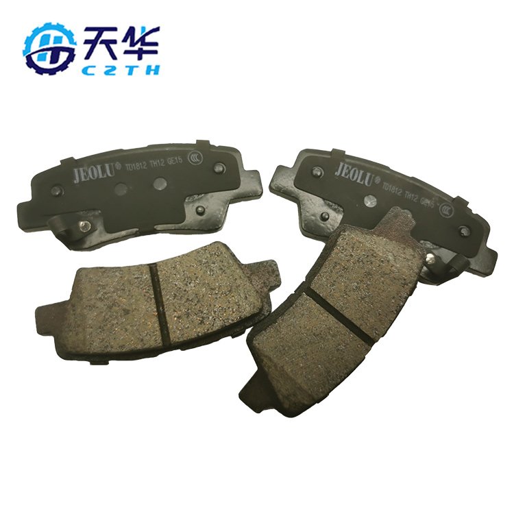 Auto Parts Brake Pad 58302a4b00 D1812 Suitable for Kia