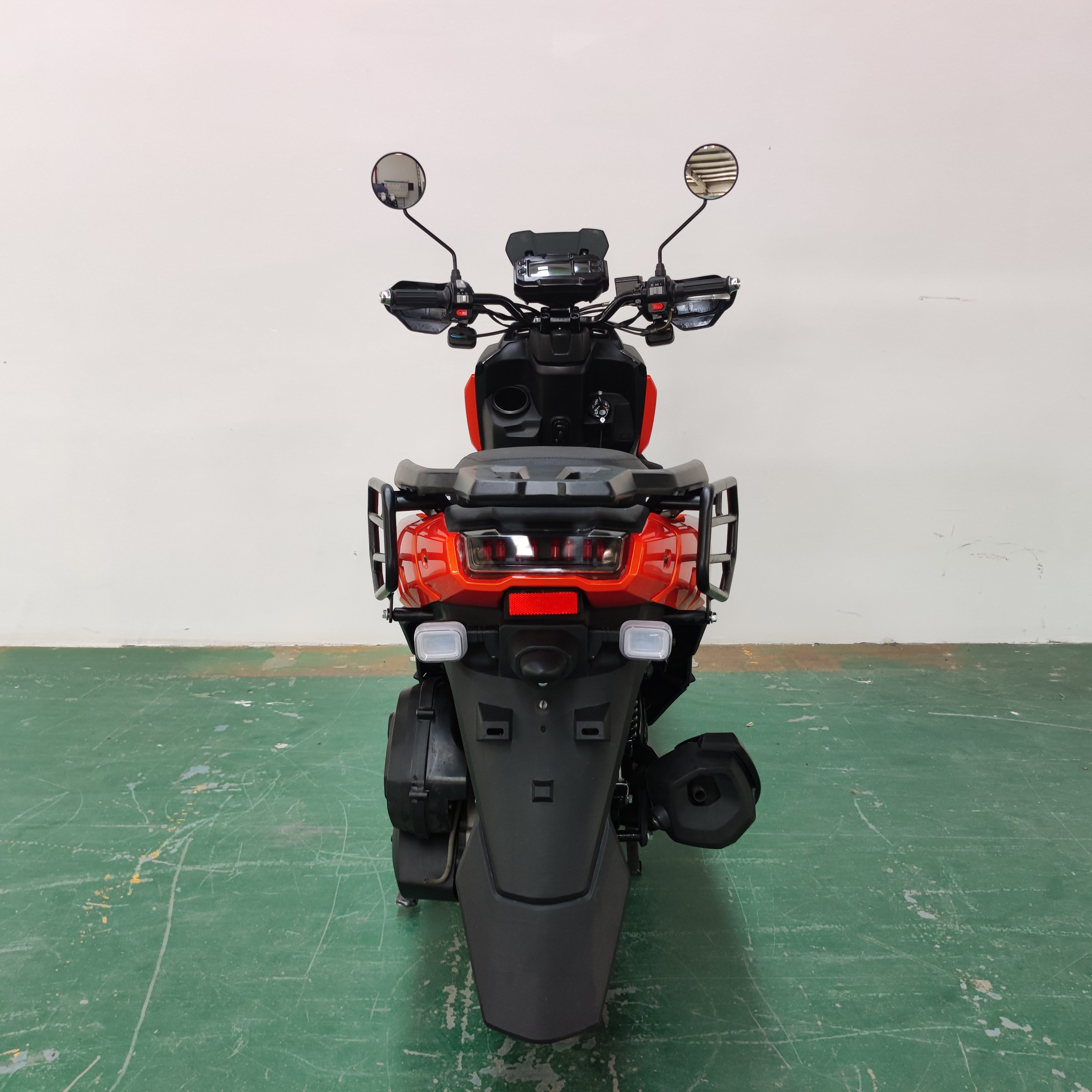 New Design 200CC 150cc Model Tank High-Speed Gas Motor Adult Scooter Hot Selling Gas Mope Disc Brake with EPA Certificate