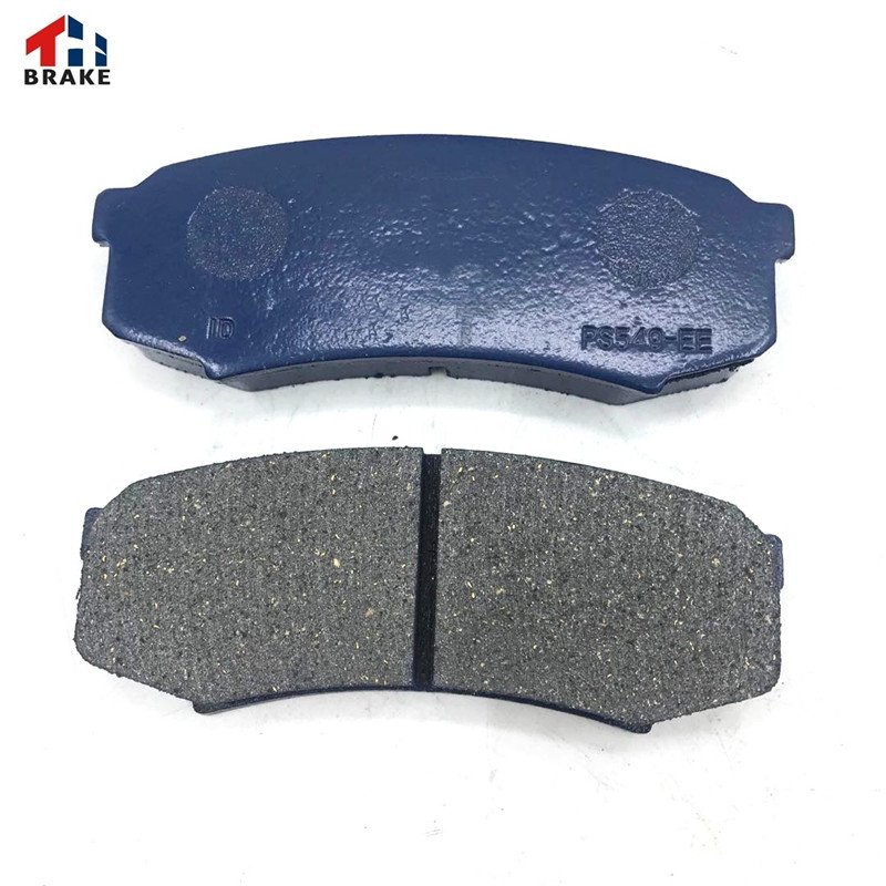 0446660020 Japanese Car Auto Ceramic Brake Pad for Toyota 4 RUNNER MITSUBISHI PAJERO
