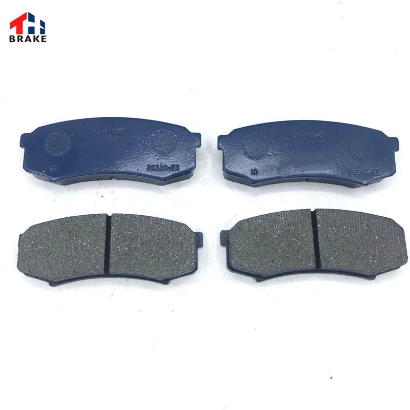 0446660020 Japanese Car Auto Ceramic Brake Pad for Toyota 4 RUNNER MITSUBISHI PAJERO