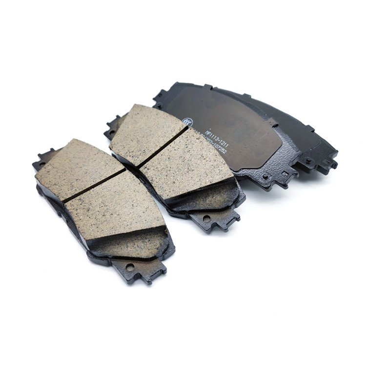D1211 Auto Break Pad for toyota Auris matrix Premio prius rav4 Front Brake Pad