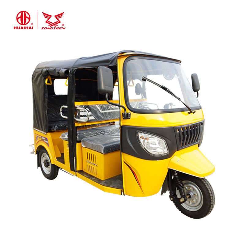 Factory Price 200CC Motorized Bajaj Tuk Tuk Cheap Petrol Auto Rickshaw Tricycle in Pakistan