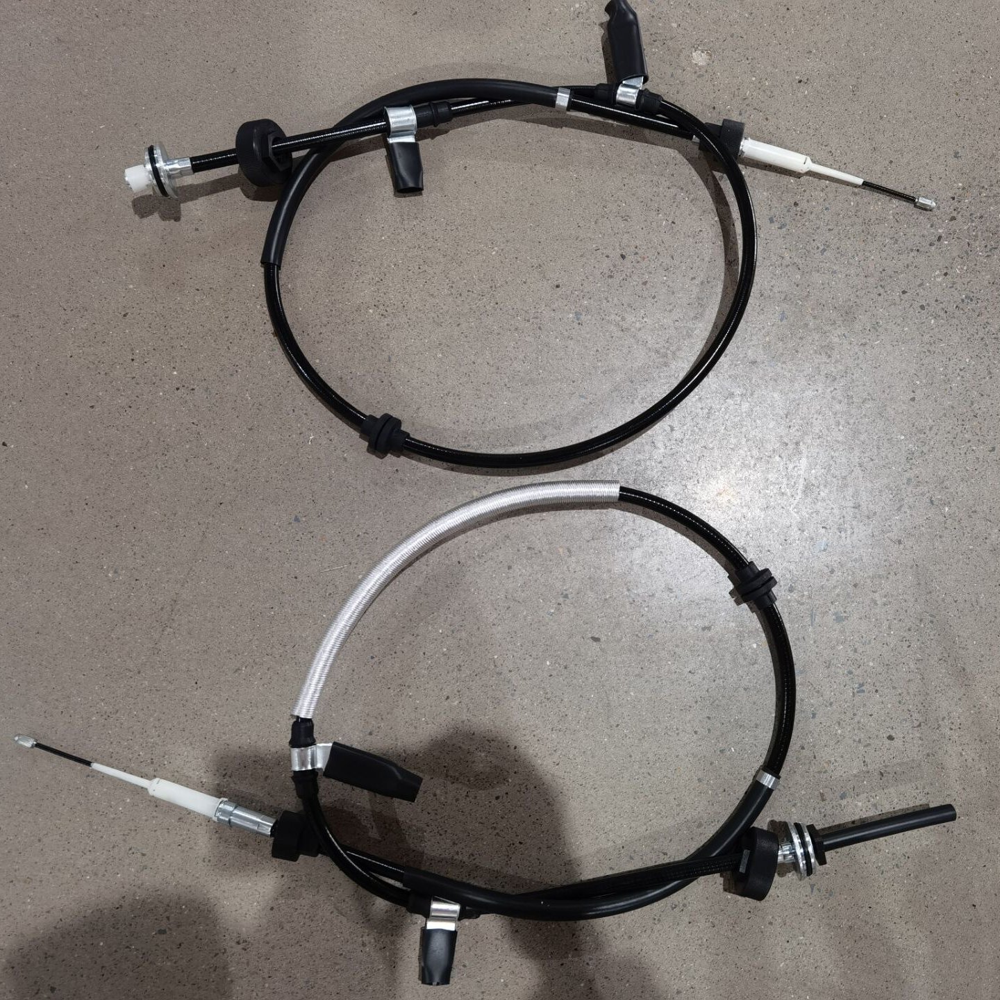 LR018470, LR018469 Used for Parking Hand Brake Cable , Bonnet Cable SPB000180, SPB000190