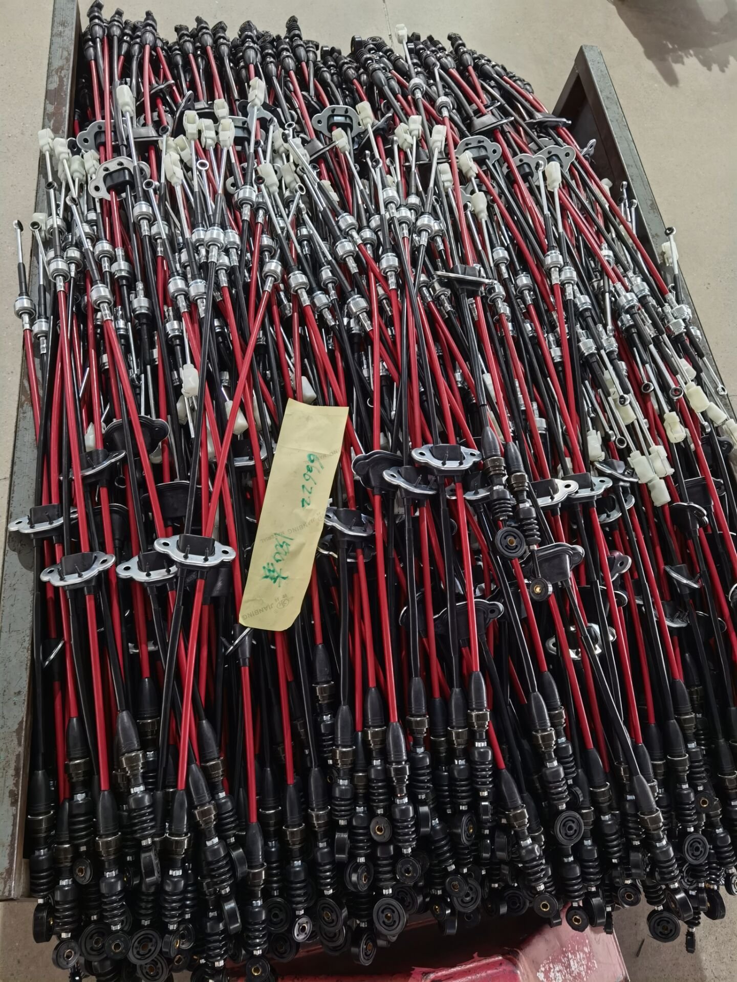 LR018470, LR018469 Used for Parking Hand Brake Cable , Bonnet Cable SPB000180, SPB000190