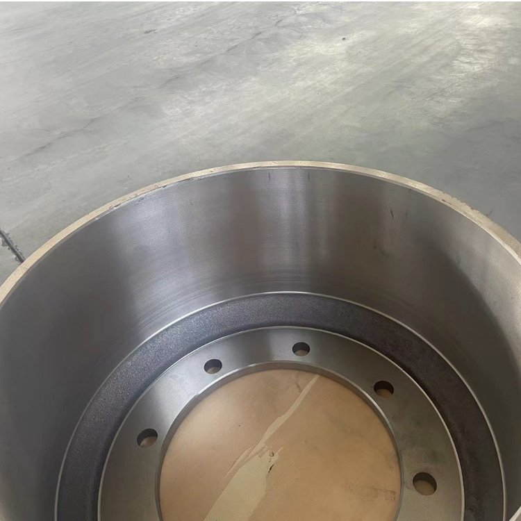 Chinese Brake Drum Factory Produces 35.6B1-02075 for Dongfeng Dena Rear Brake Drum 35.6B1-02075 for Dongfeng Tianjin 145 Rear