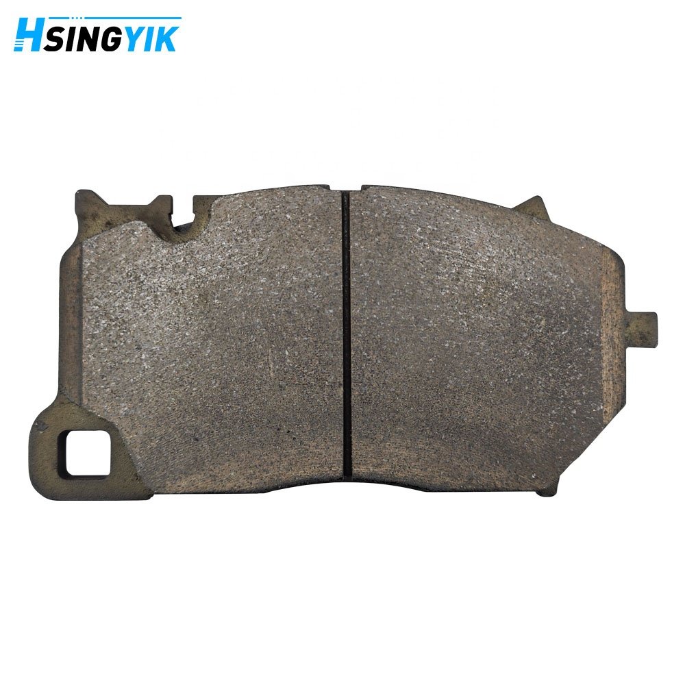 Hsingyik No Noise Low Dust 4M8-698-151-D D1899 Front Brake Pad for Audi C8 RS6 C8 RS7 RSQ8
