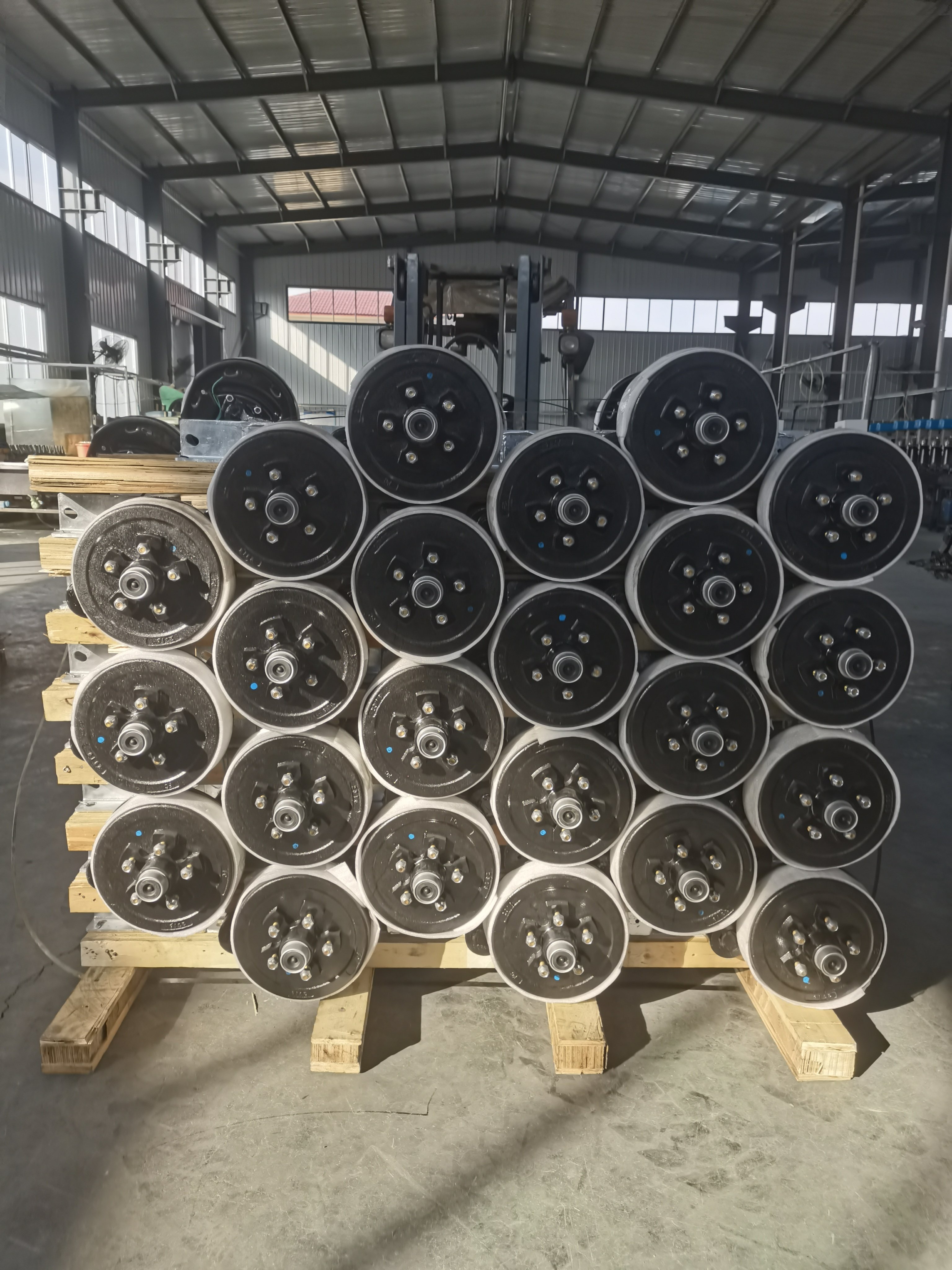 Hot Selling 3500lb 10 Inch 5 Bolts PCD114.3mm Trailer Brake Drum With Electronic/hydraulic Brake