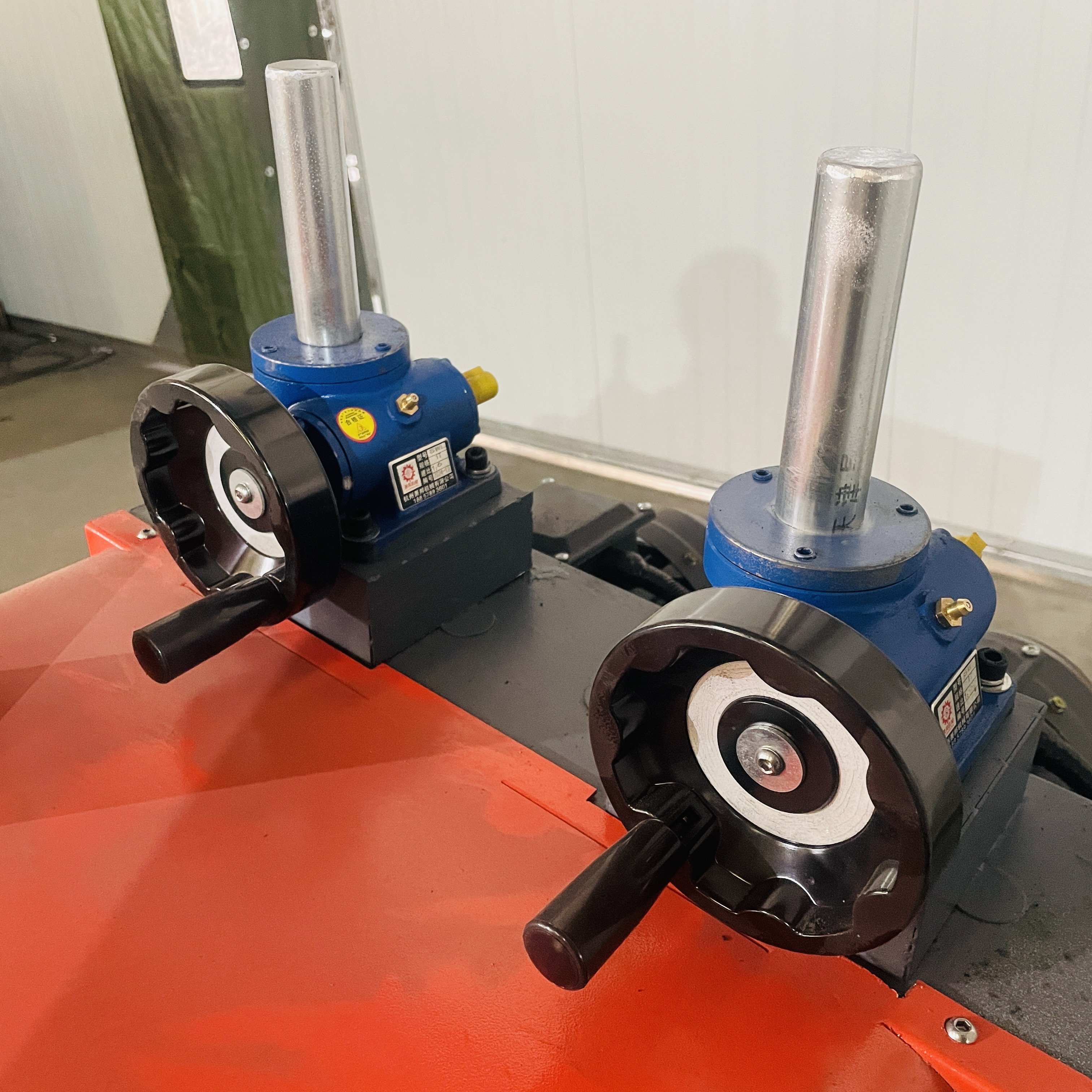 New Automatic Brake Pad Production Line Machines Rust Sweeper Clean Equipment With Efficient Motor Making