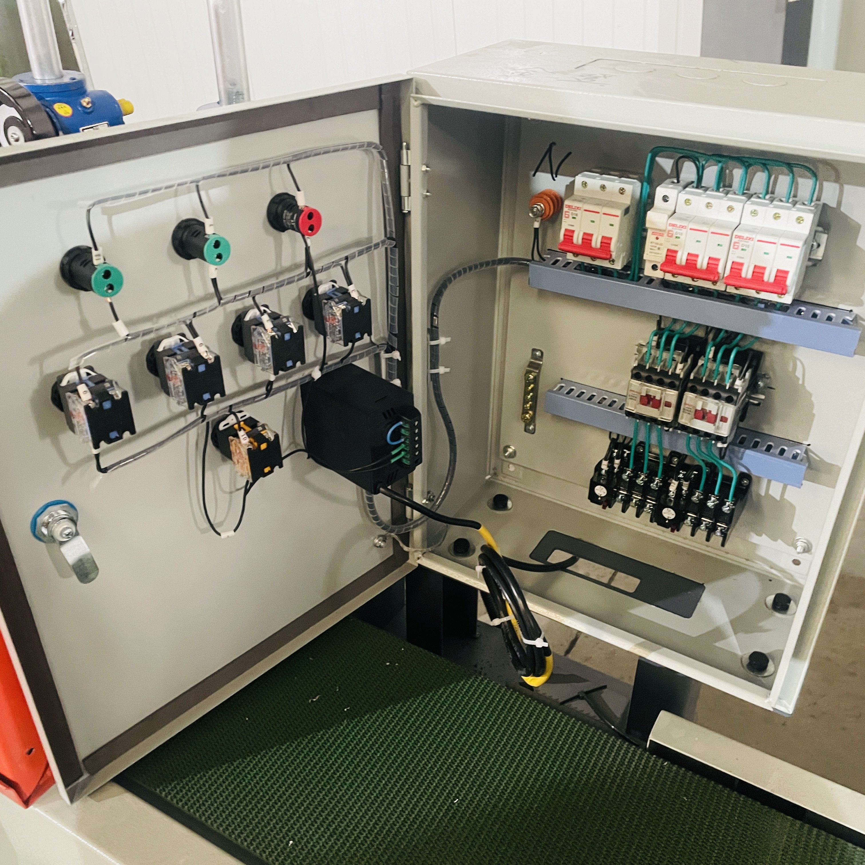 New Automatic Brake Pad Production Line Machines Rust Sweeper Clean Equipment With Efficient Motor Making