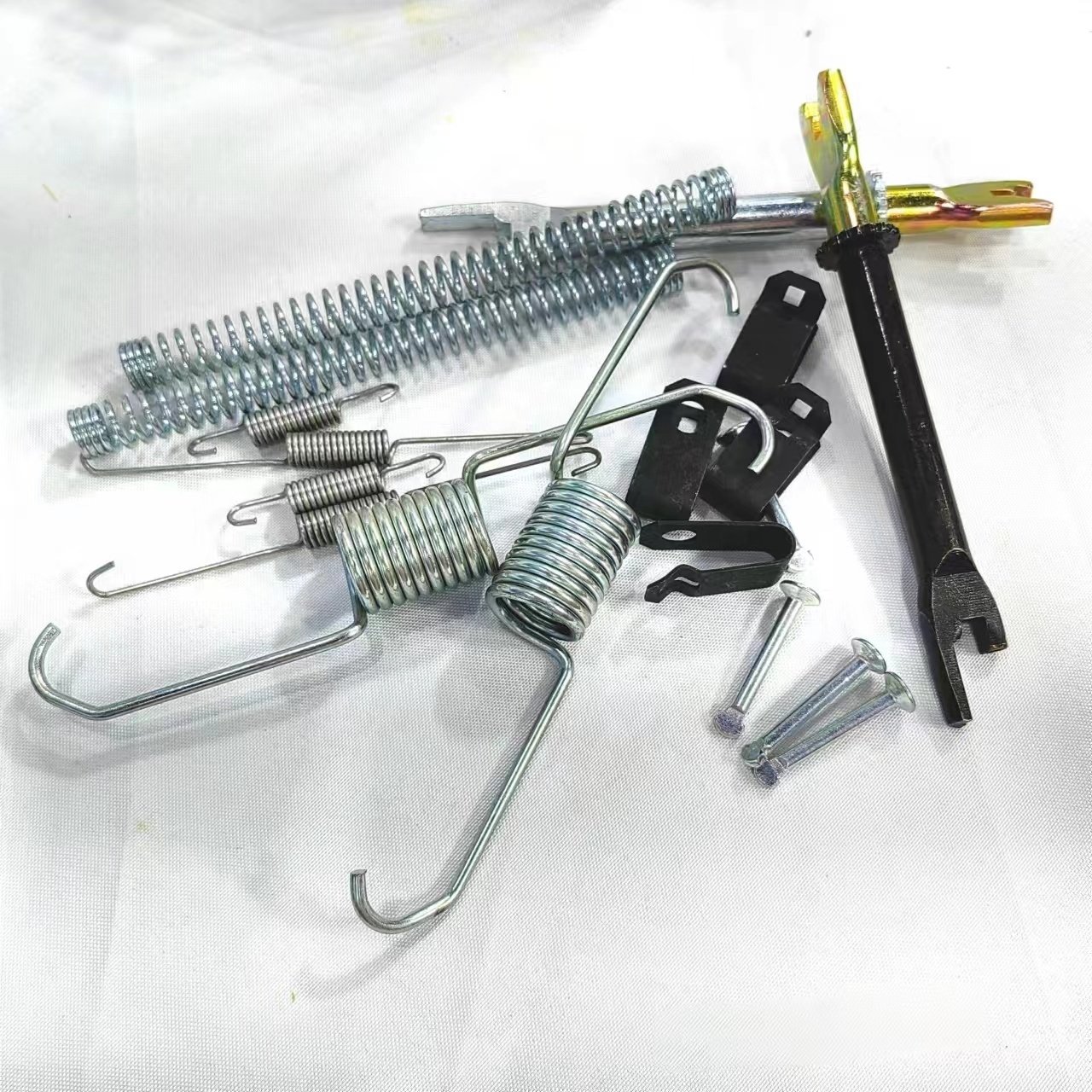 Automotive Brake System Rear Repair Spring Adjustment Kit for Isuzu