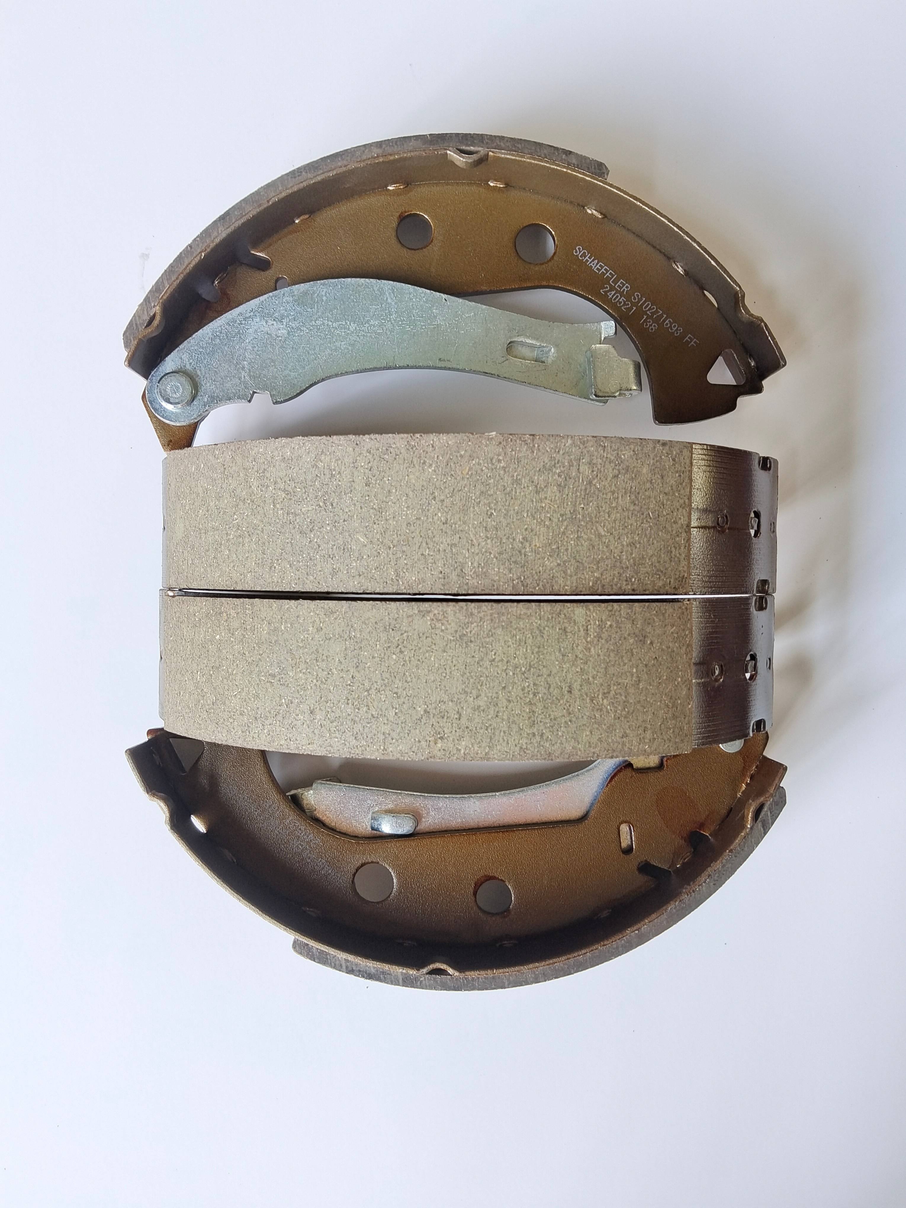 S1027 OE NO 7084701 New Rear Hand Brake Shoe Set Fits Fiat Suzuki and Mazda Vehicles