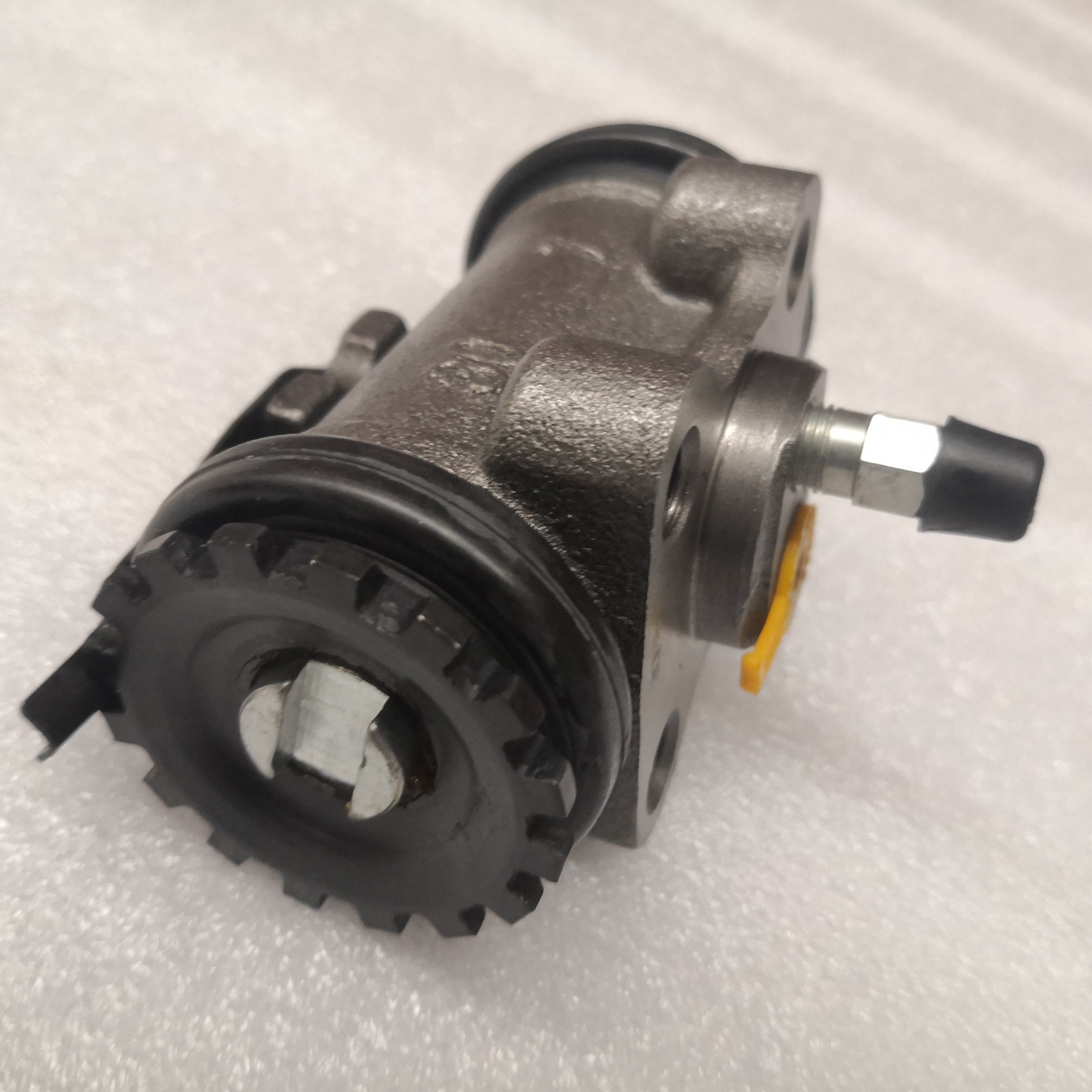 JAC Genuine Parts High Quality FRONT BRAKE WHEEL CYLINDER ASSEMBLY, for JAC Light Duty Truck, Part Code 3502040Z1-1107