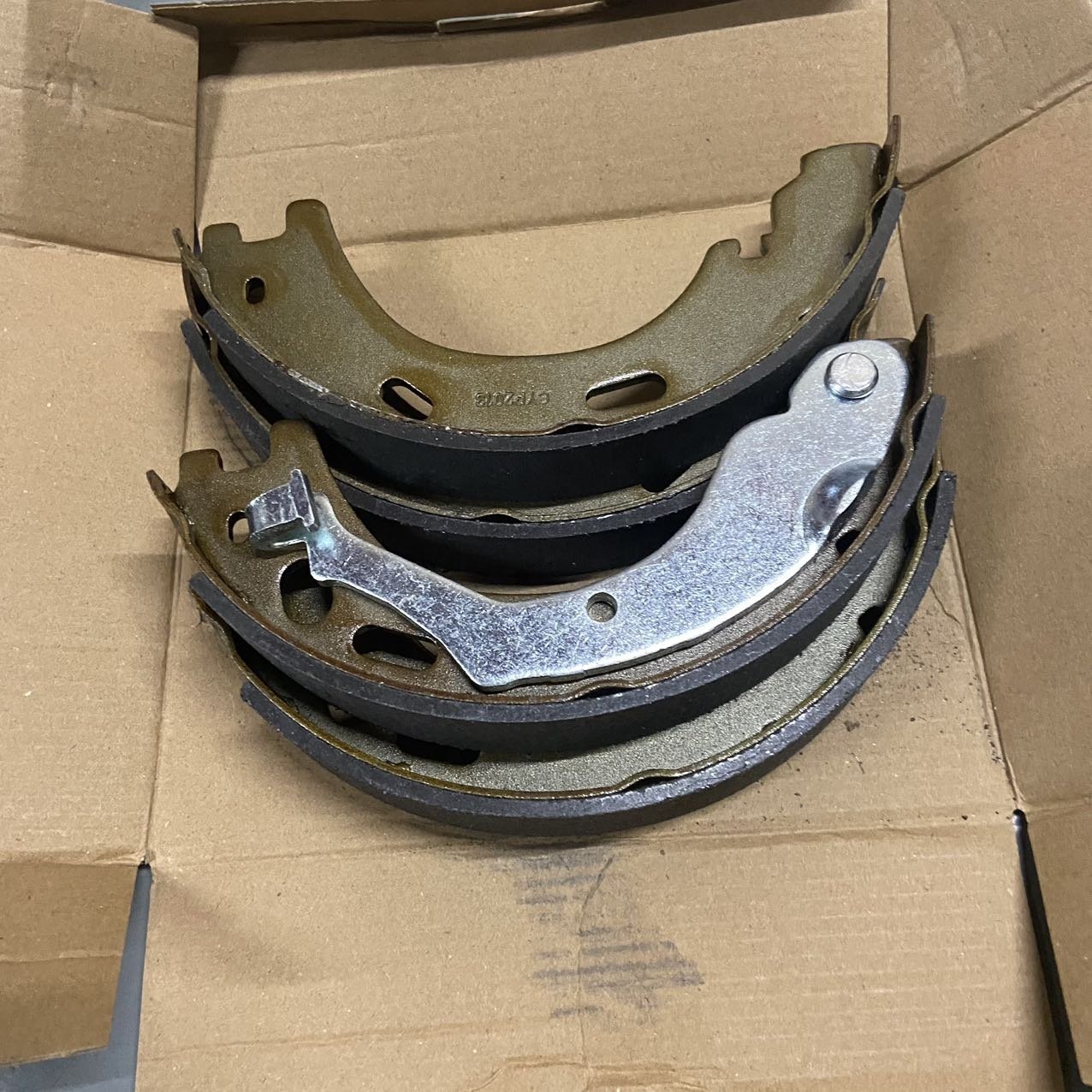 Hand Brake Pads for SAIC Maxus T60 OE:C00089219 C00089218