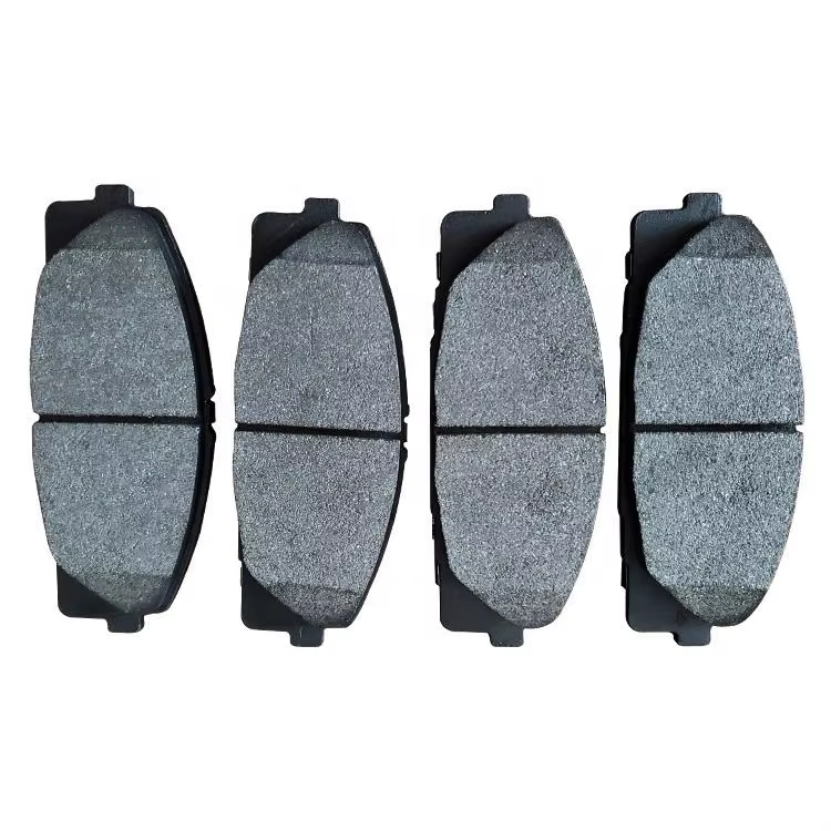 Front Brake Pads Premium Ceramic Disc Brake Pad 04465-26420 for Toyota HIACE 2005-2009