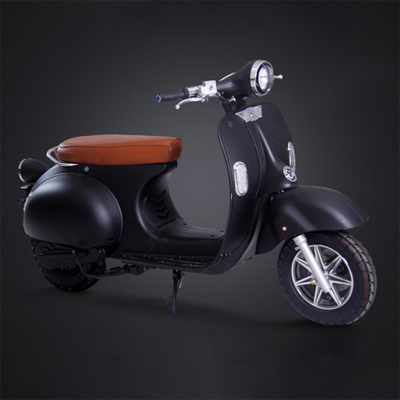 Retro Roman Holiday 1500W 2000W Lithium Battery Electric Scooter for Adults Electric Motorcycle