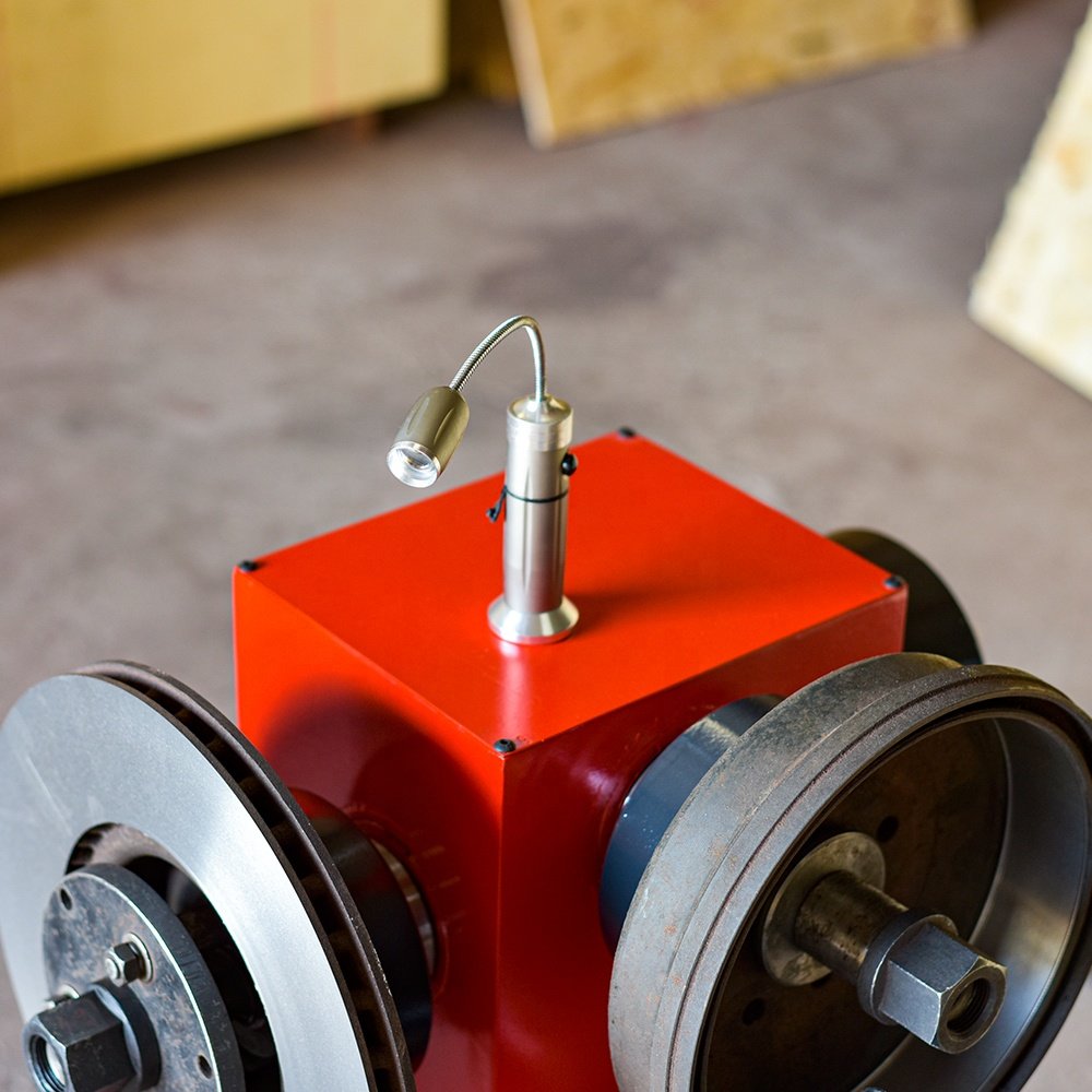 Metal Grinding Drum Brake Disc Drum Cutting Lathe Machine for Cars C9335 C9335A with CE