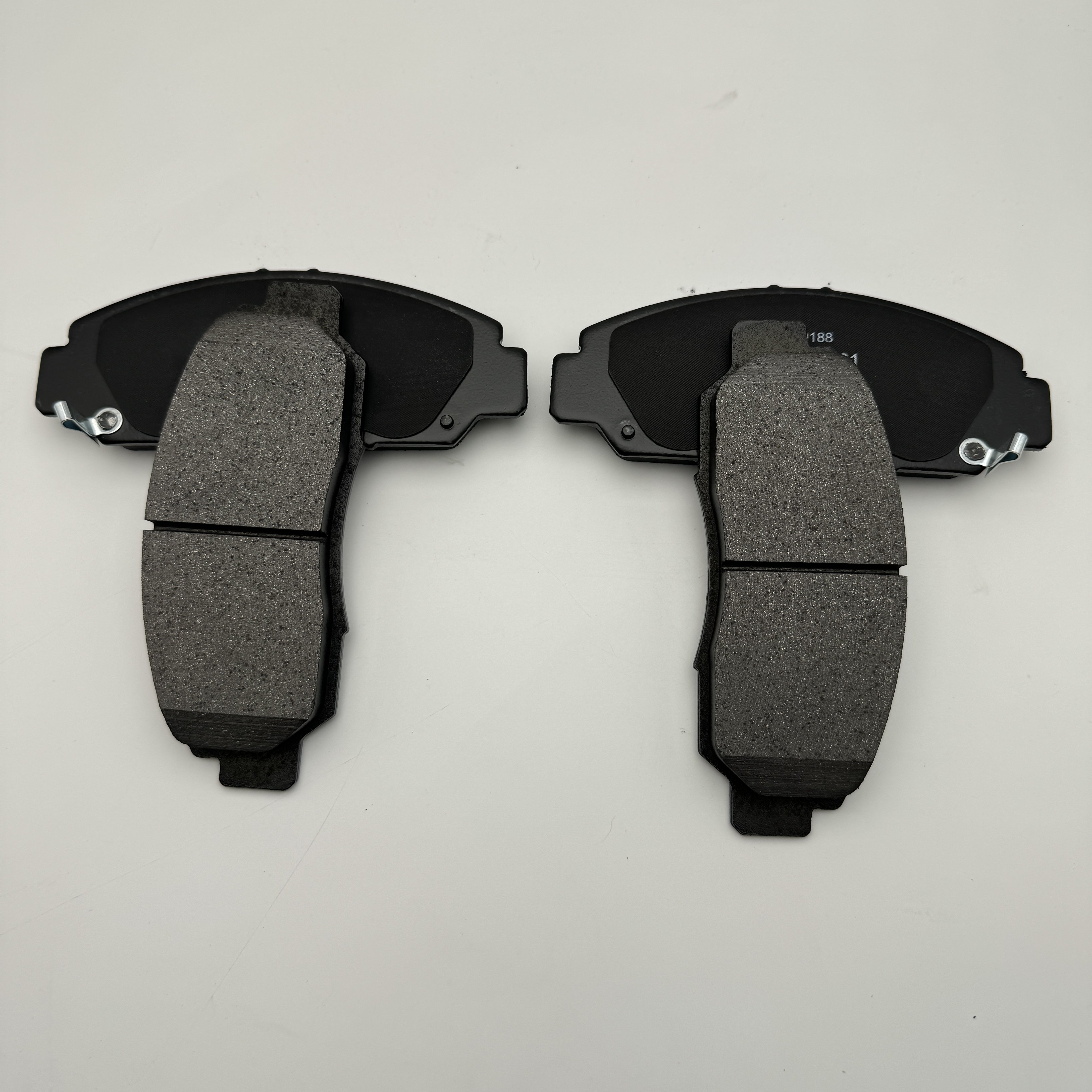 Brake Pad Factory Wholesale VKZ and Custom Brake Pads Semi-metallic Ceramic Brake Pads D5100M D5113M A-668WK A-613WK D787