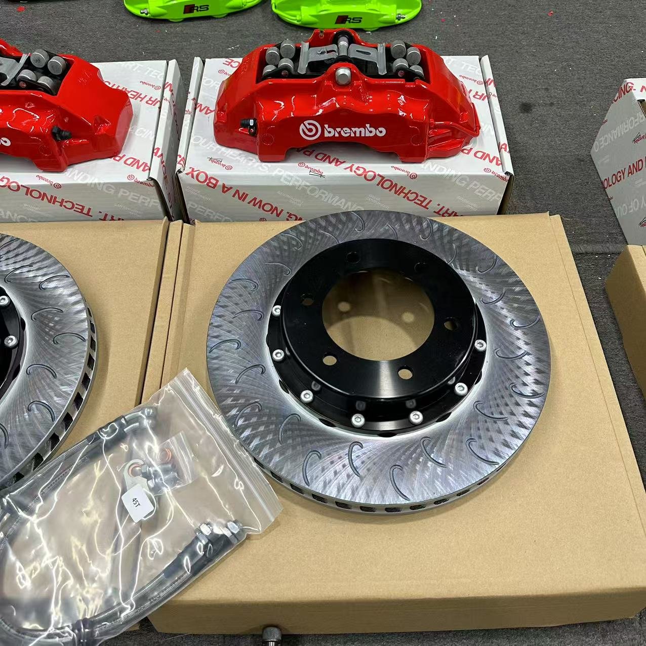6 Pot 350mm Front 6 Pot Brake Caliper GT6 Big Brake Kit Brake Caliper for Toyota Land Cruiser Prado 2013 17inch